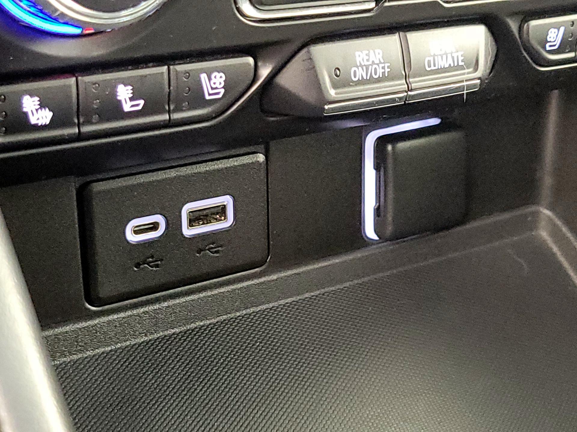 Thumbnail: 2022 GMC Yukon - 18