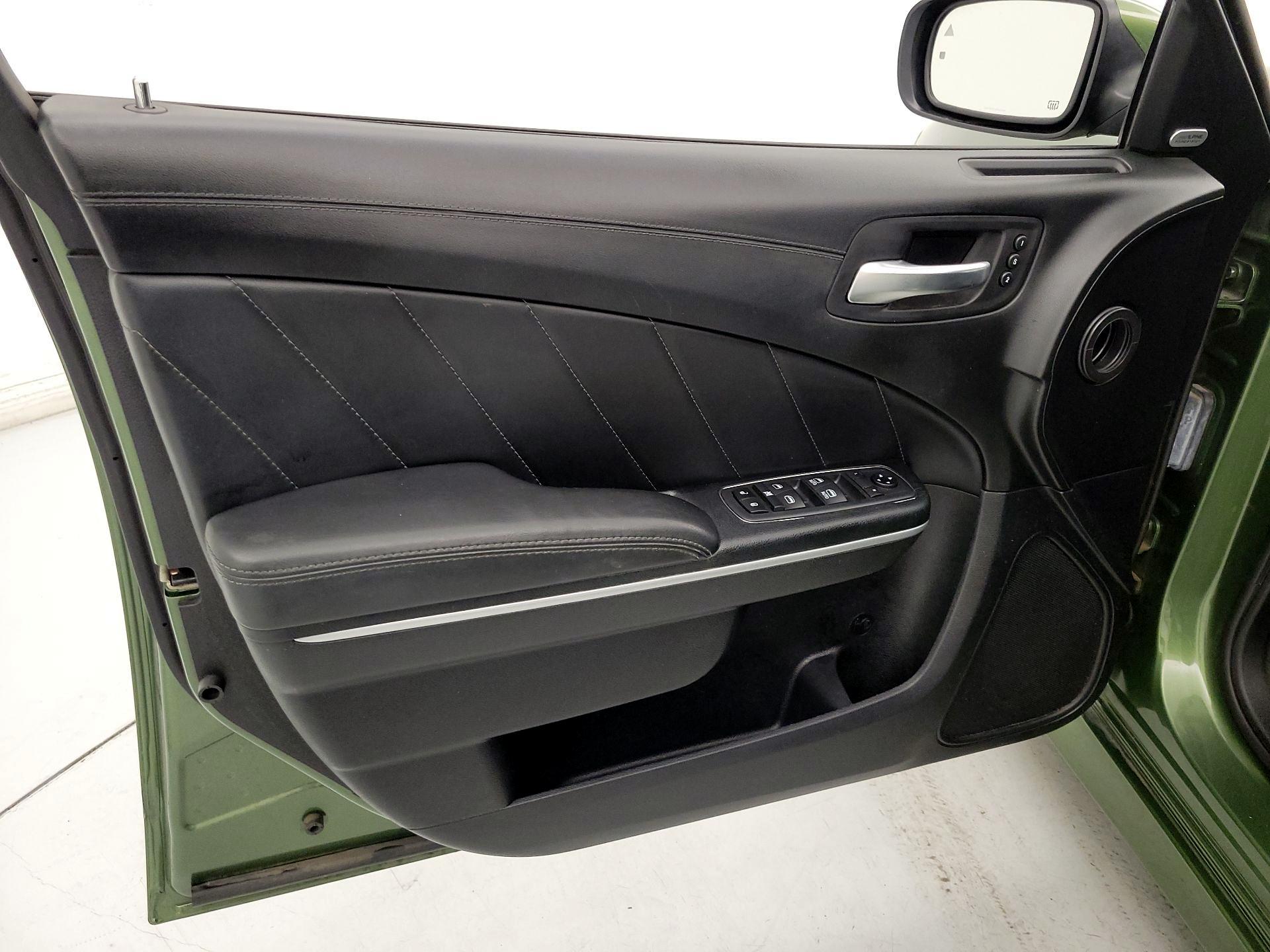 Thumbnail: 2020 Dodge Charger - 12