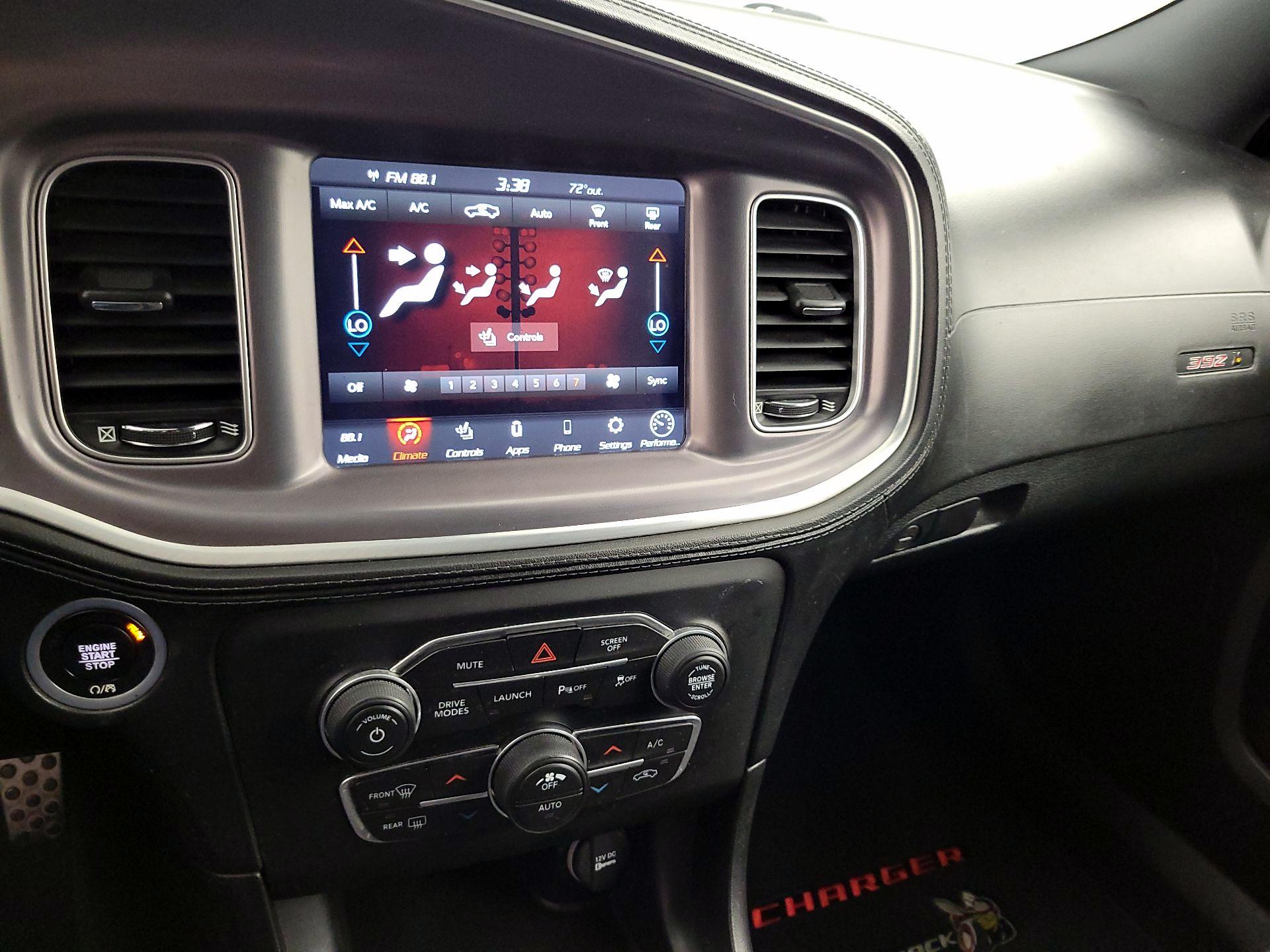 Thumbnail: 2020 Dodge Charger - 16