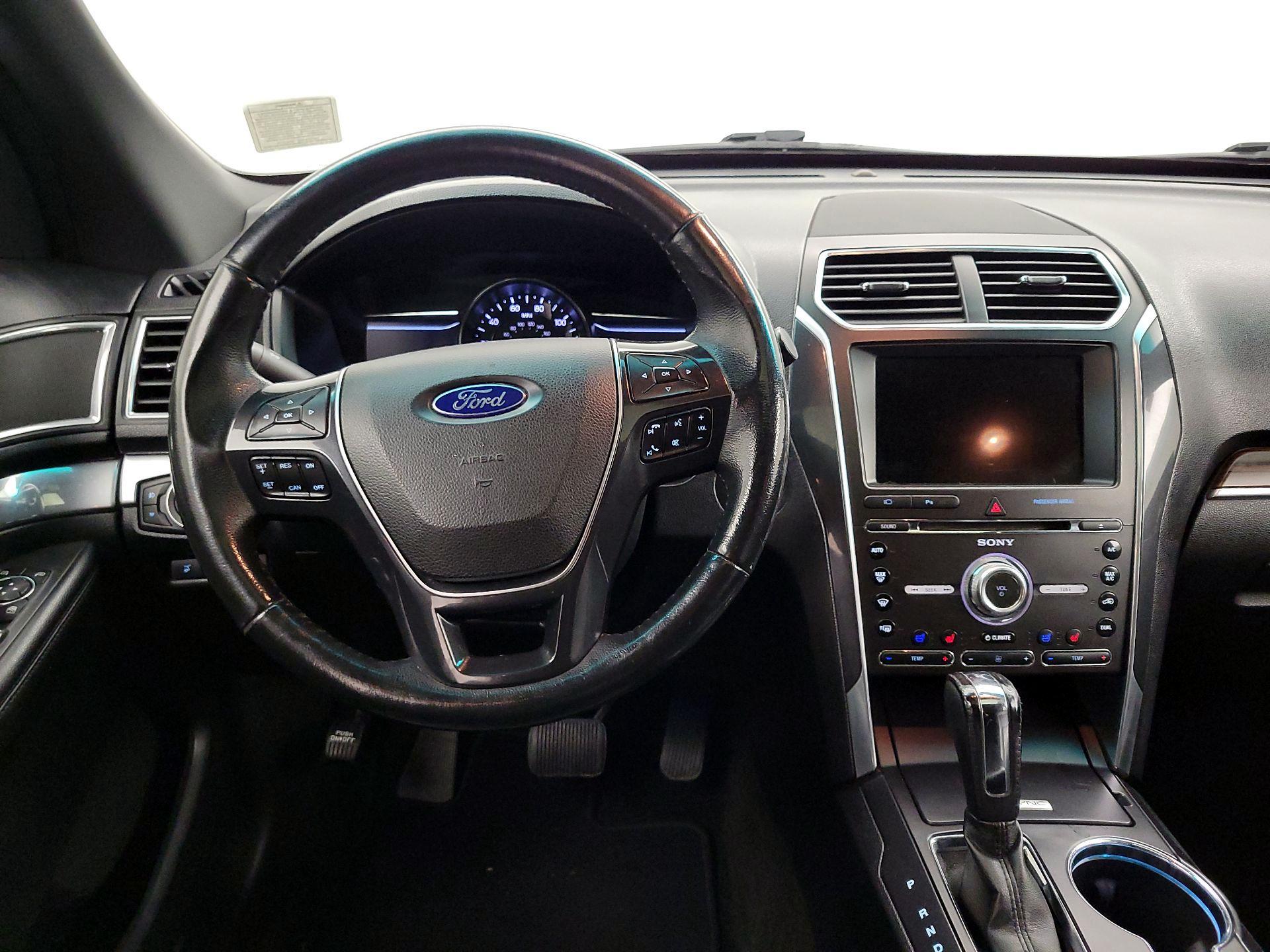 Thumbnail: 2017 Ford Explorer - 10