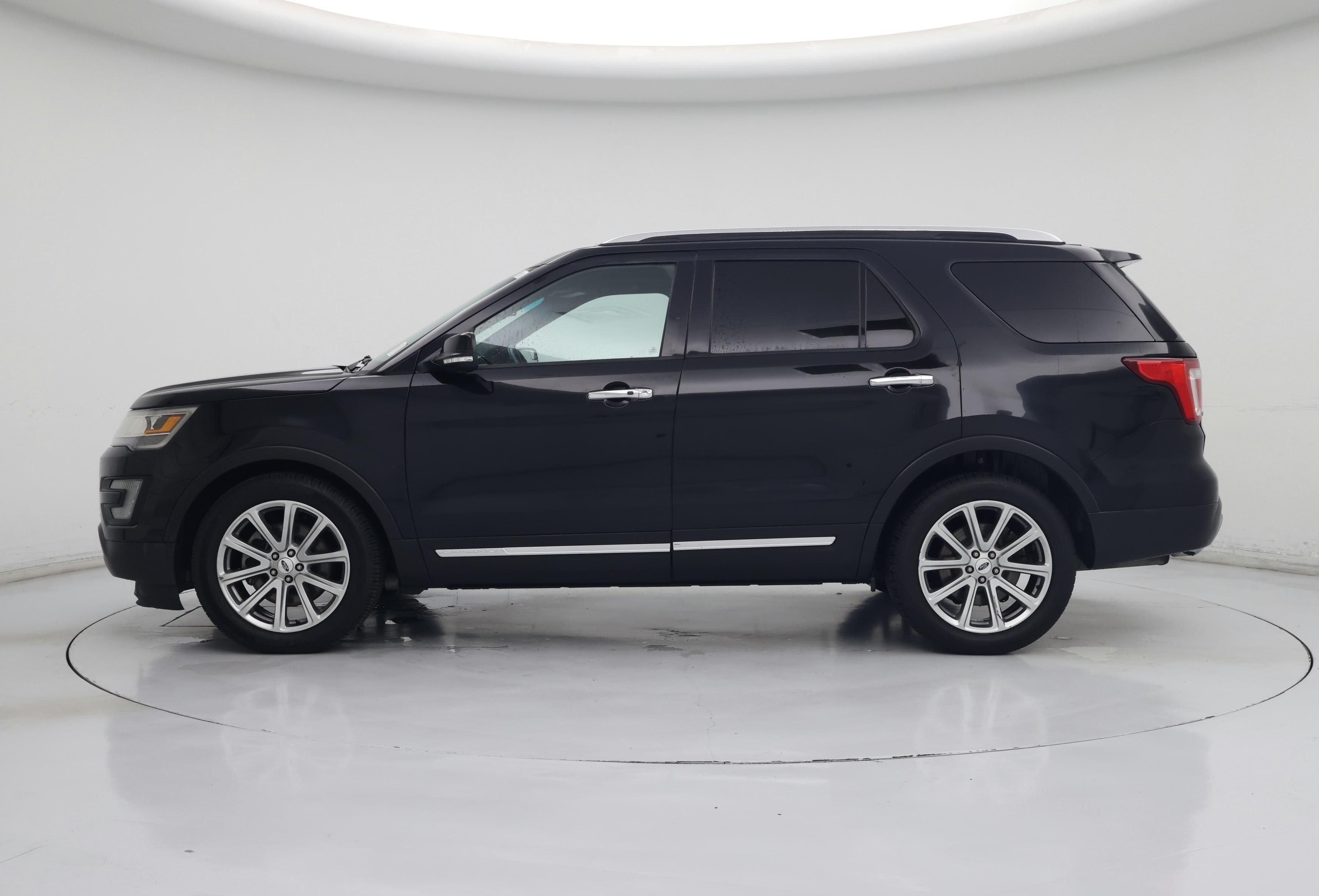 Thumbnail: 2017 Ford Explorer - 3