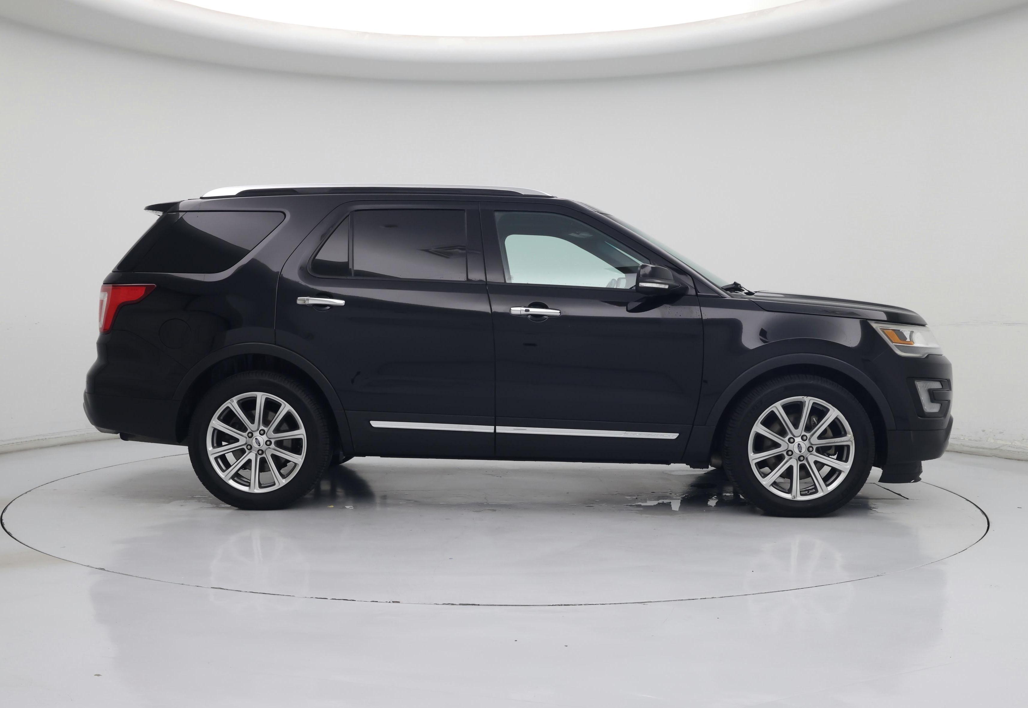 Thumbnail: 2017 Ford Explorer - 7