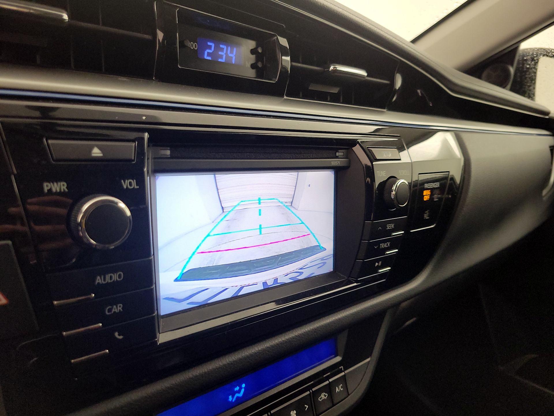 Thumbnail: 2016 Toyota Corolla - 14