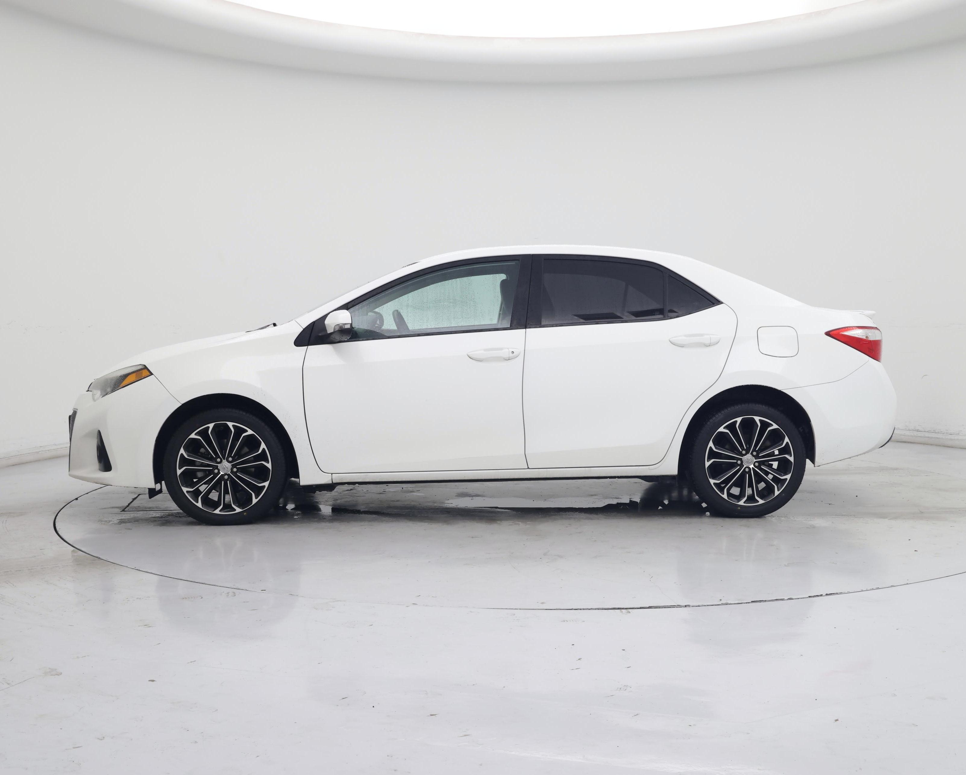 Thumbnail: 2016 Toyota Corolla - 3