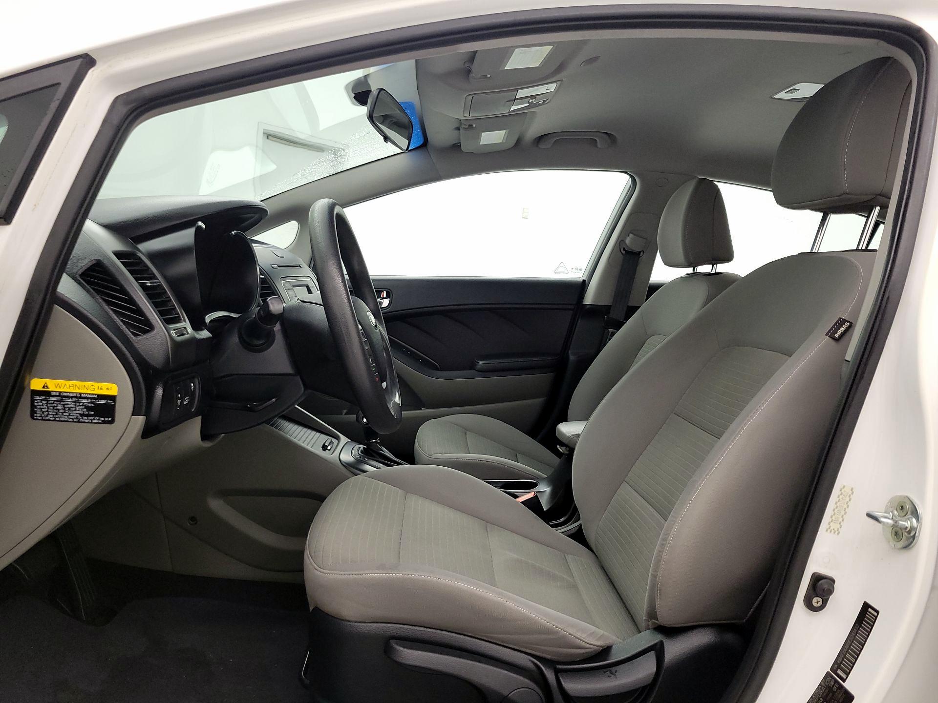 Thumbnail: 2014 Kia Forte - 11