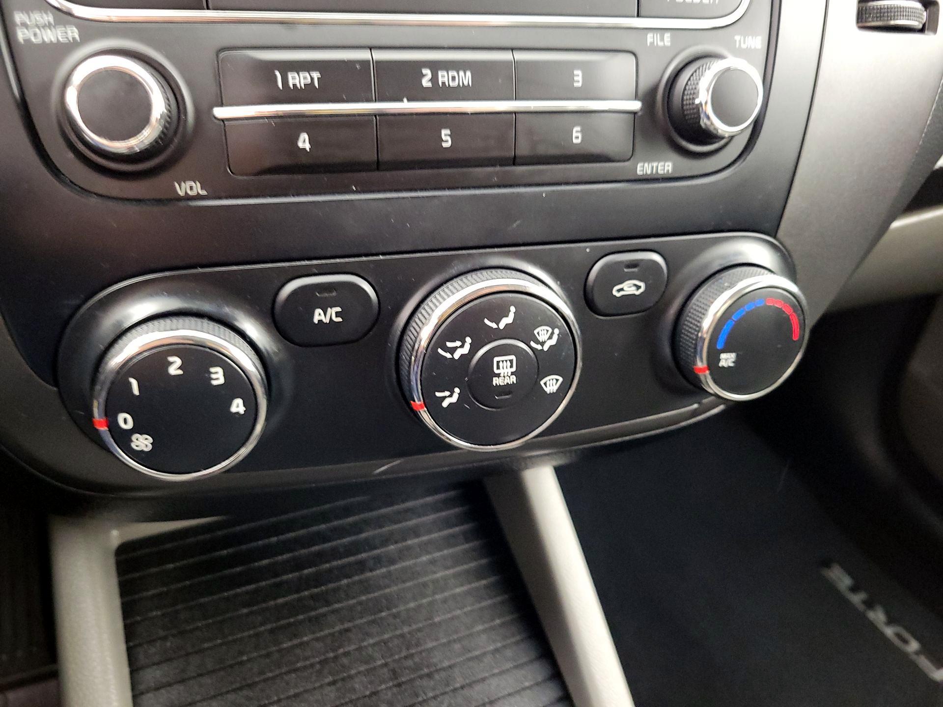 Thumbnail: 2014 Kia Forte - 15