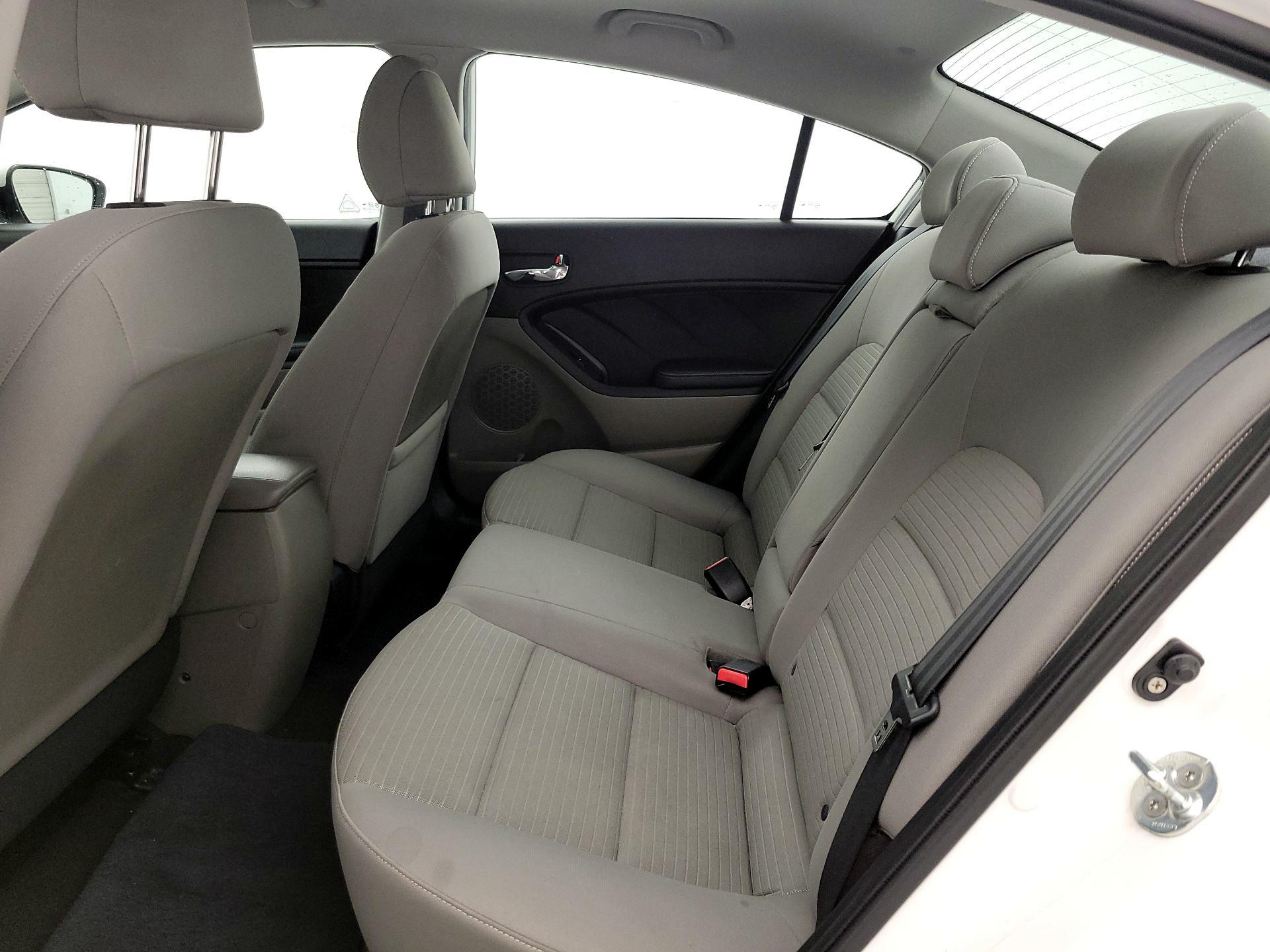 Thumbnail: 2014 Kia Forte - 18