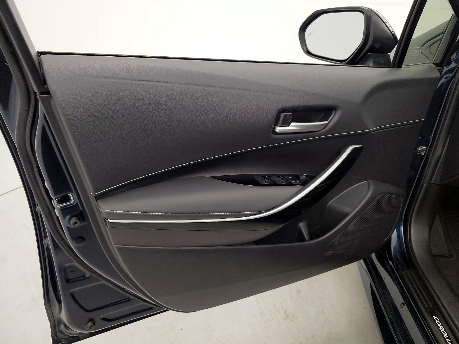 Thumbnail: 2022 Toyota Corolla - 12