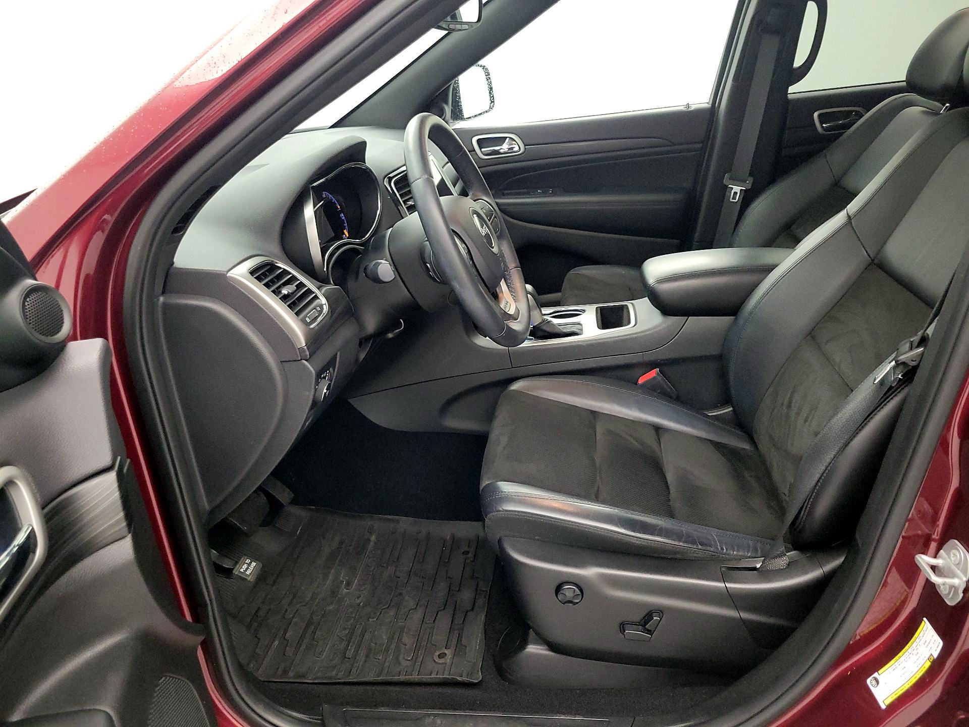 Thumbnail: 2019 Jeep Grand Cherokee - 11