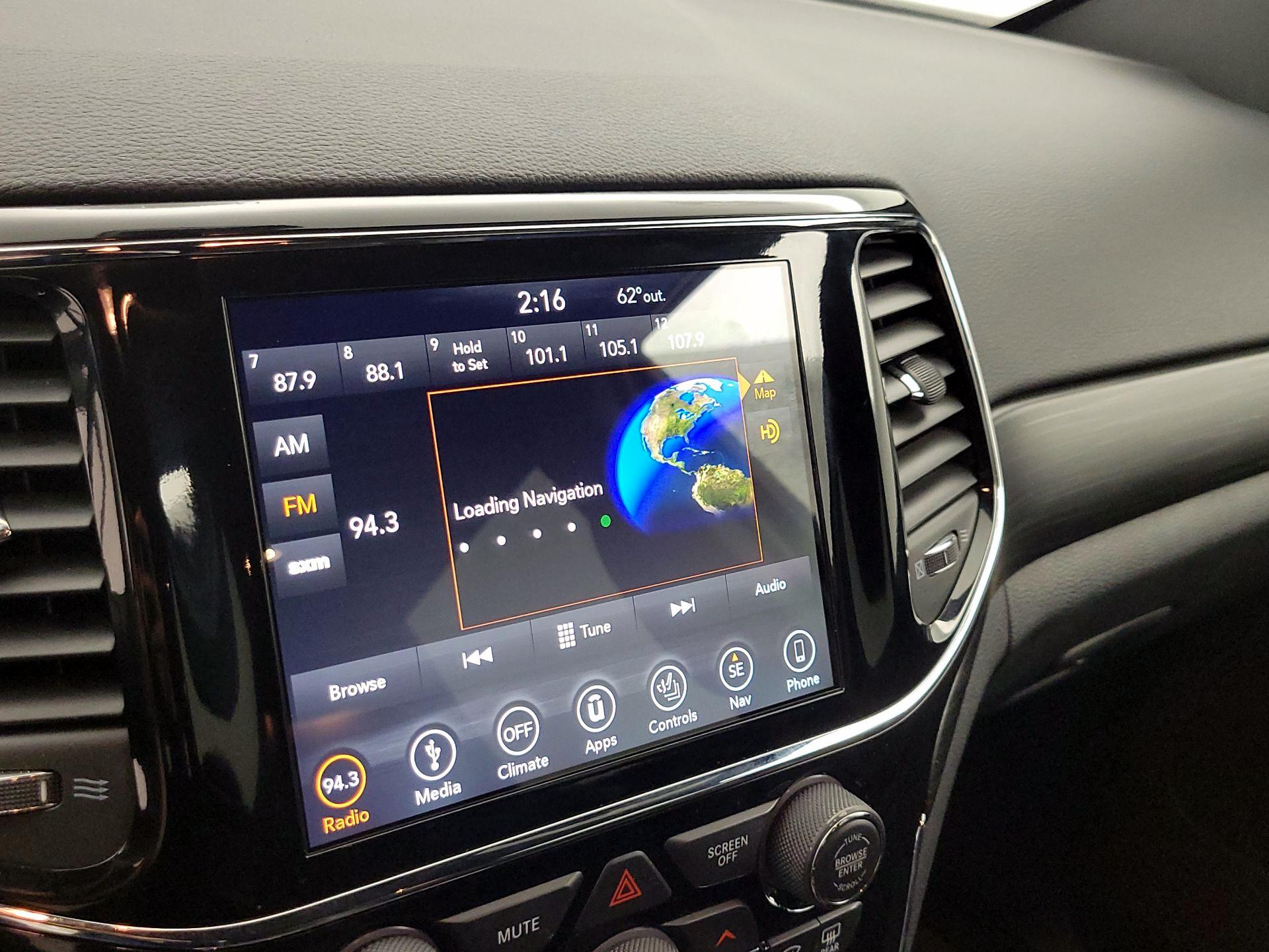 Thumbnail: 2019 Jeep Grand Cherokee - 16