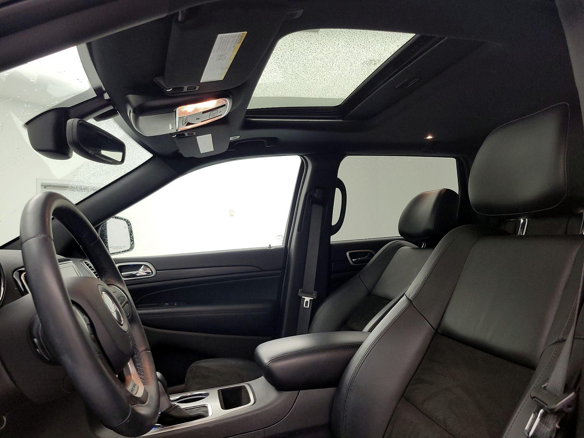 Thumbnail: 2019 Jeep Grand Cherokee - 19