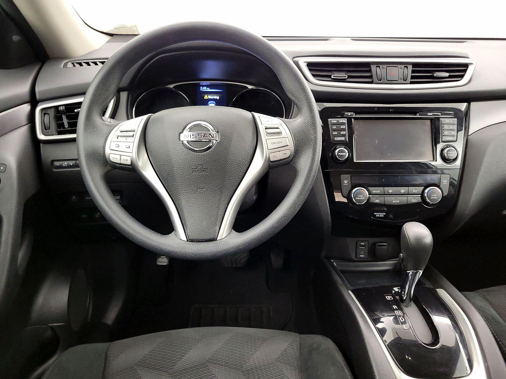 Thumbnail: 2016 Nissan Rogue - 10