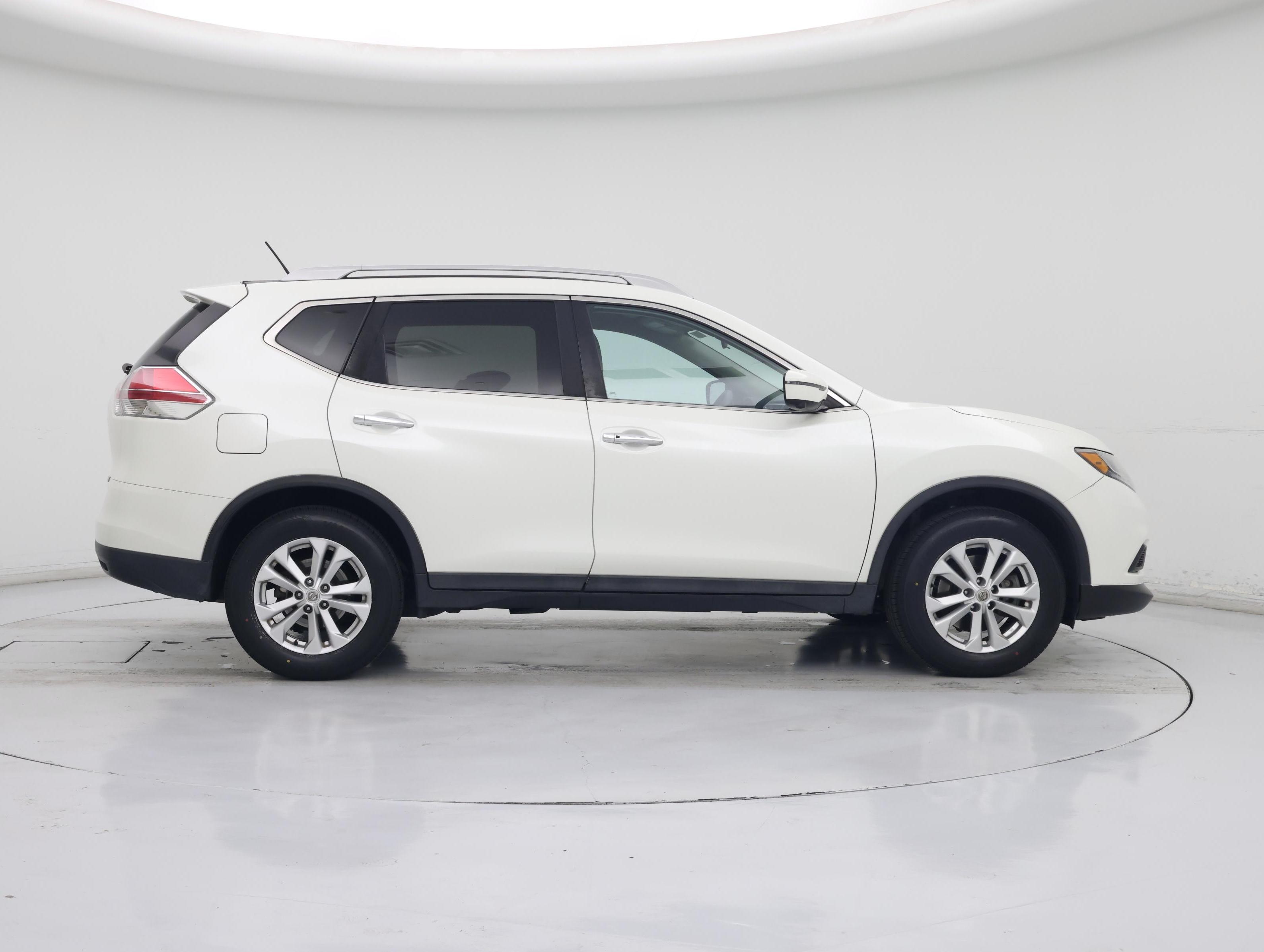 Thumbnail: 2016 Nissan Rogue - 7