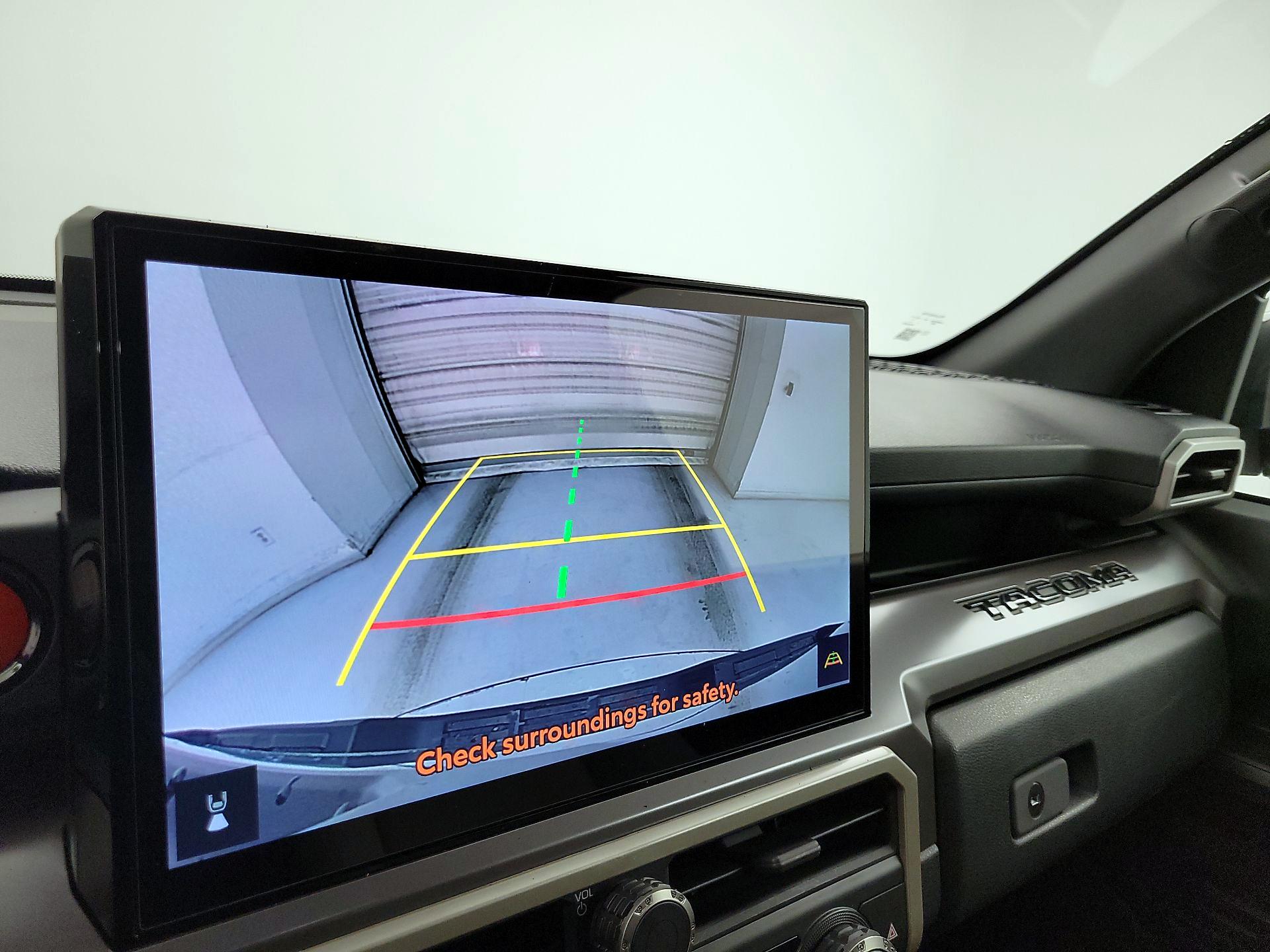 Thumbnail: 2024 Toyota Tacoma - 14