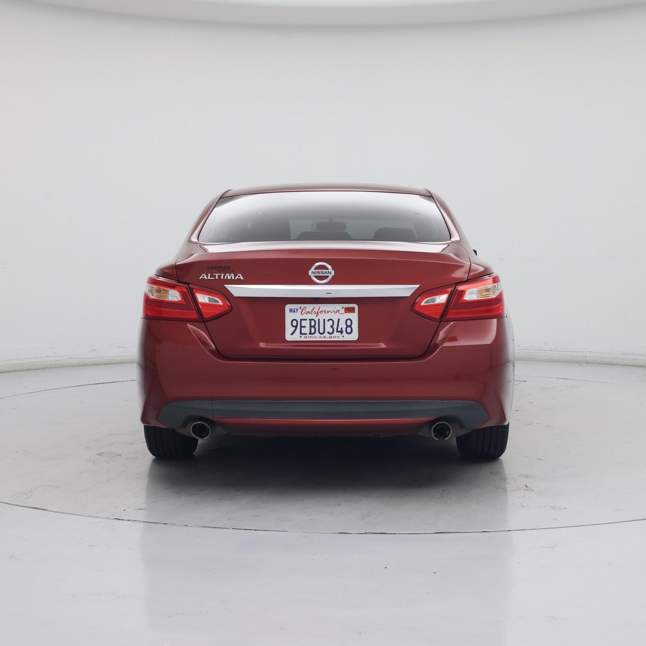 Thumbnail: 2016 Nissan Altima - 6