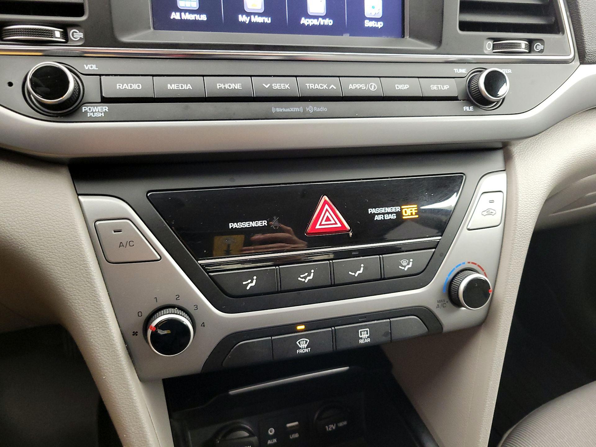 Thumbnail: 2018 Hyundai Elantra - 16