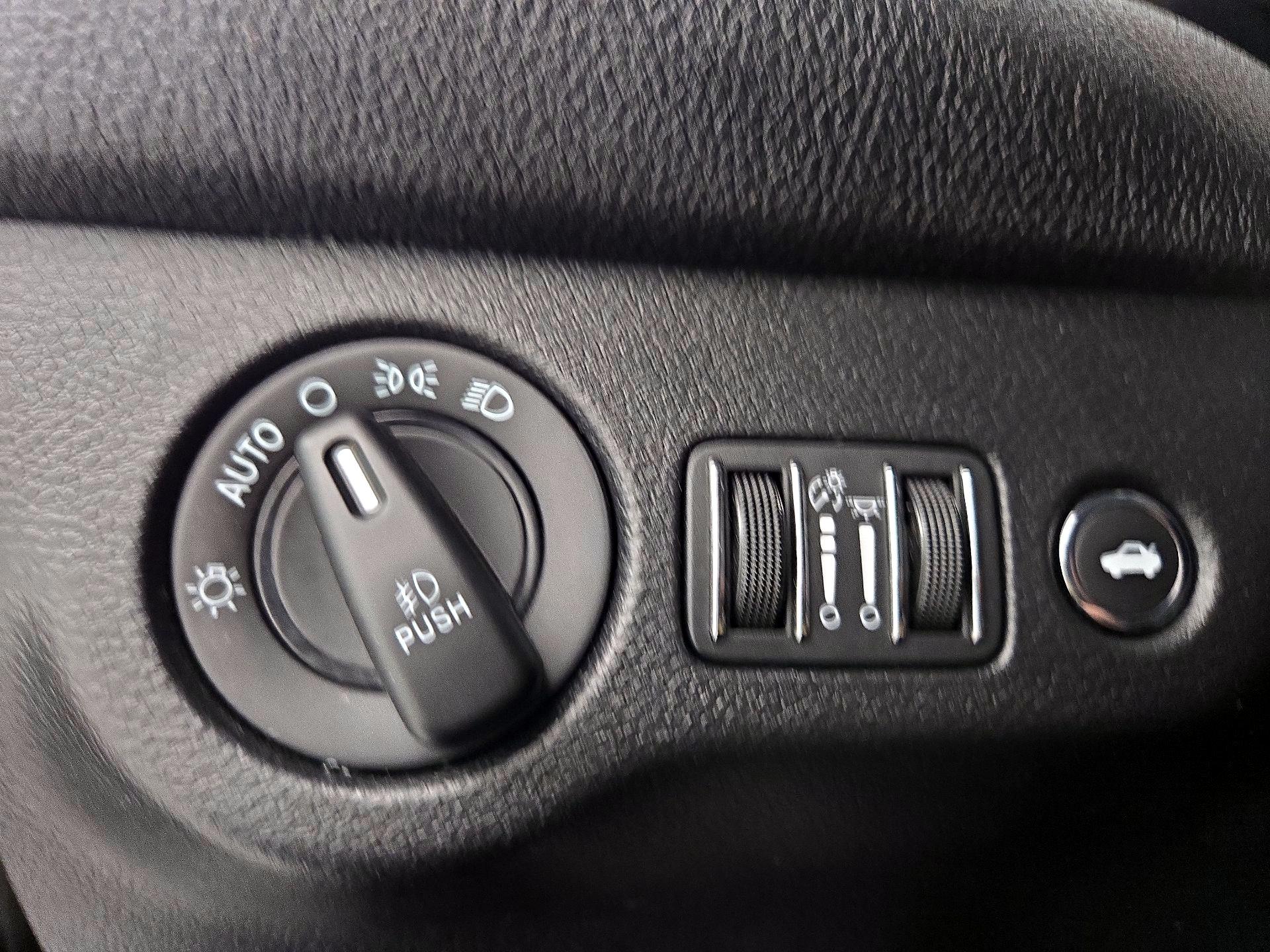 Thumbnail: 2020 Dodge Challenger - 13