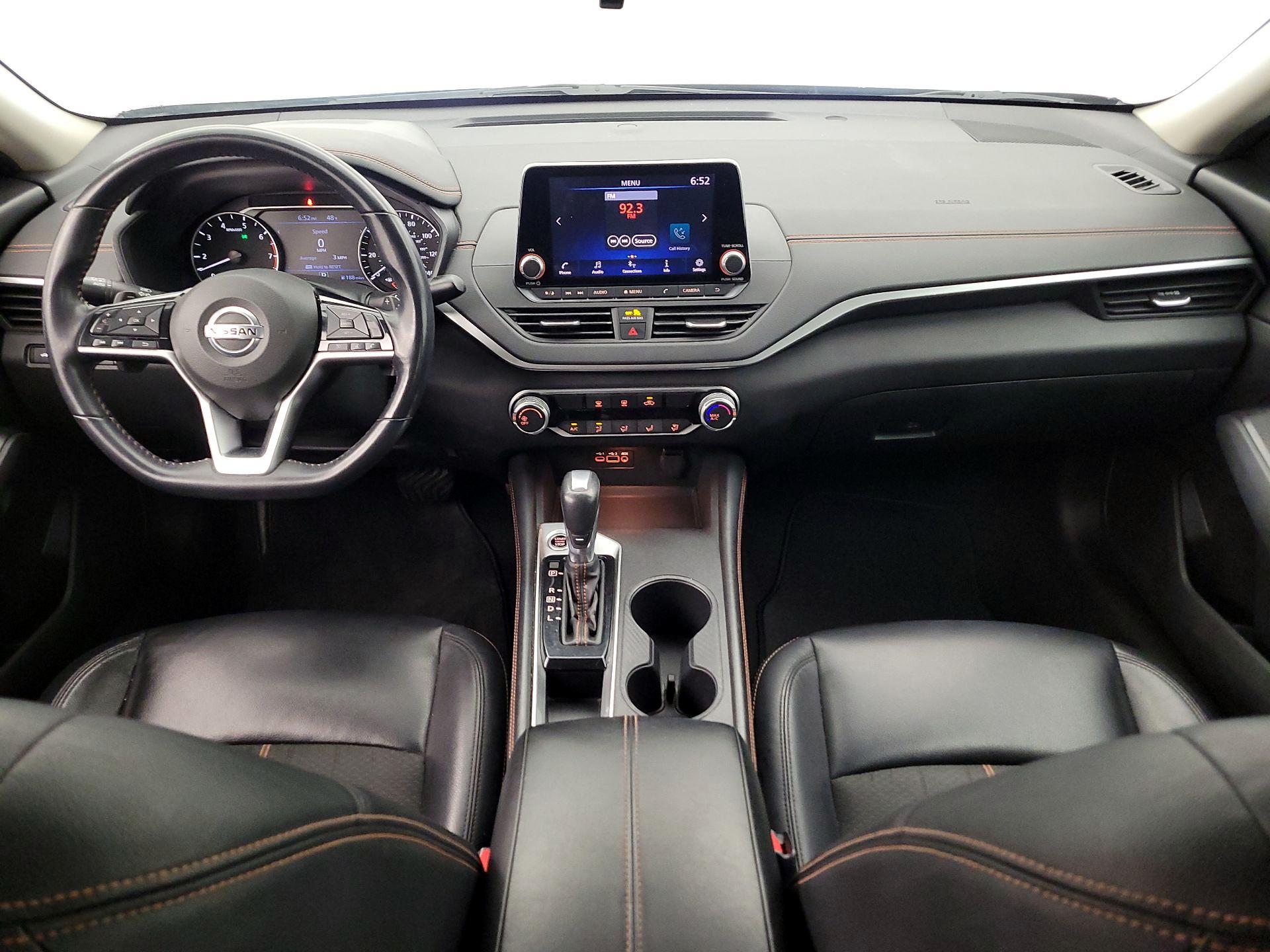 Thumbnail: 2021 Nissan Altima - 9