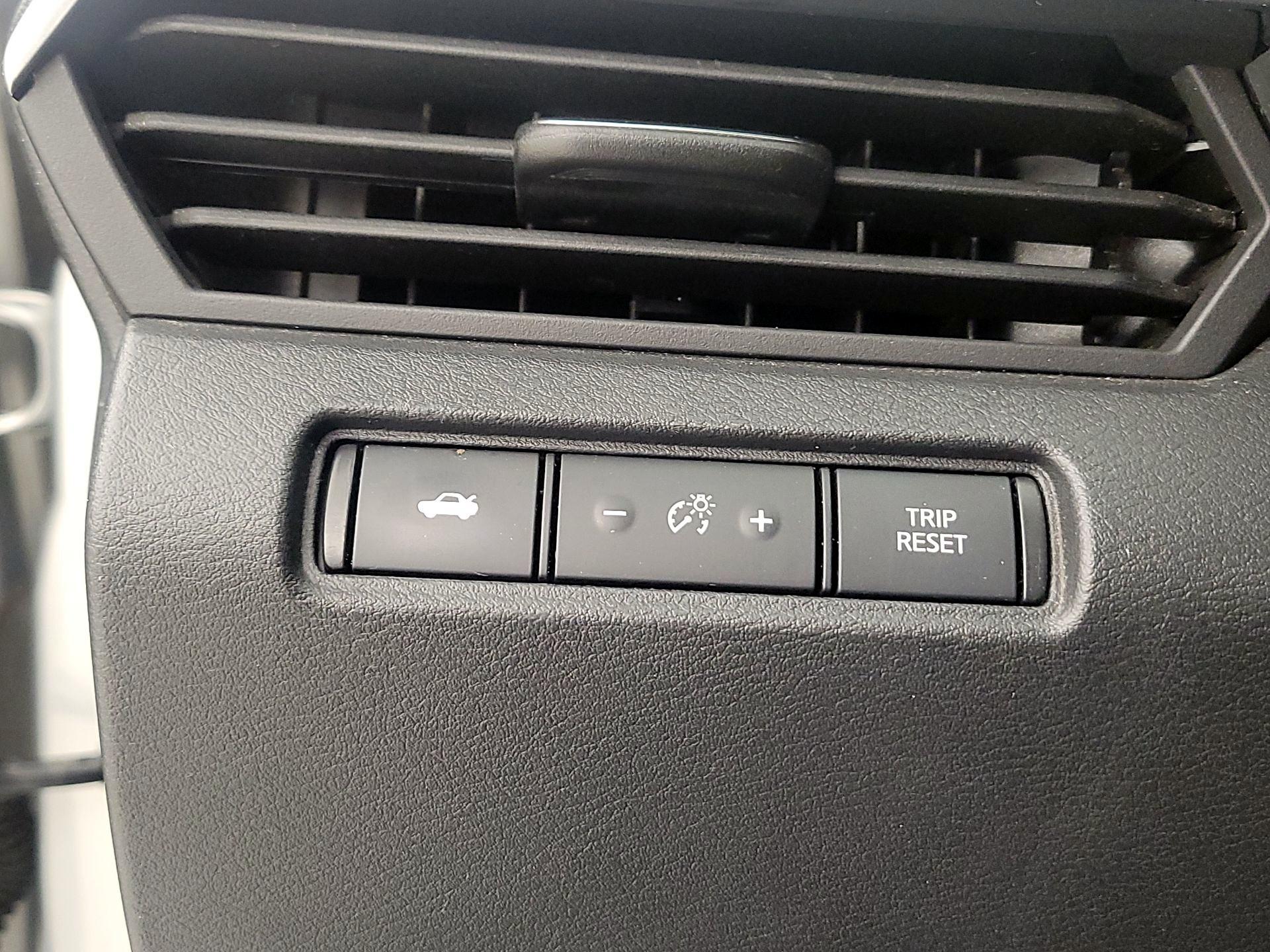 Thumbnail: 2021 Nissan Altima - 13