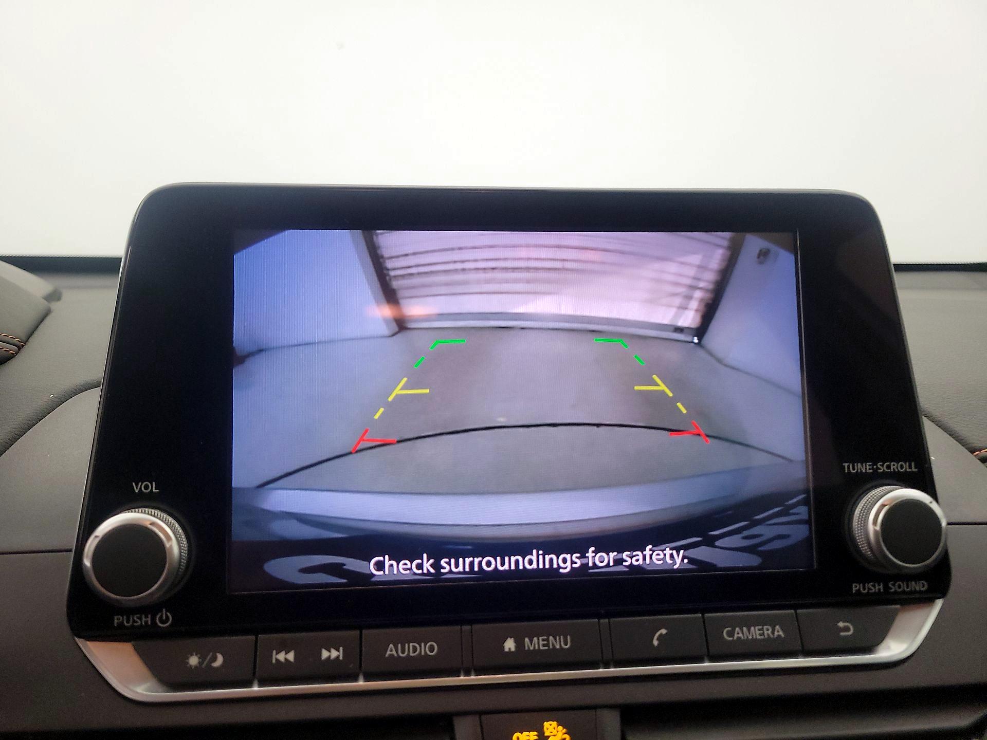 Thumbnail: 2021 Nissan Altima - 14