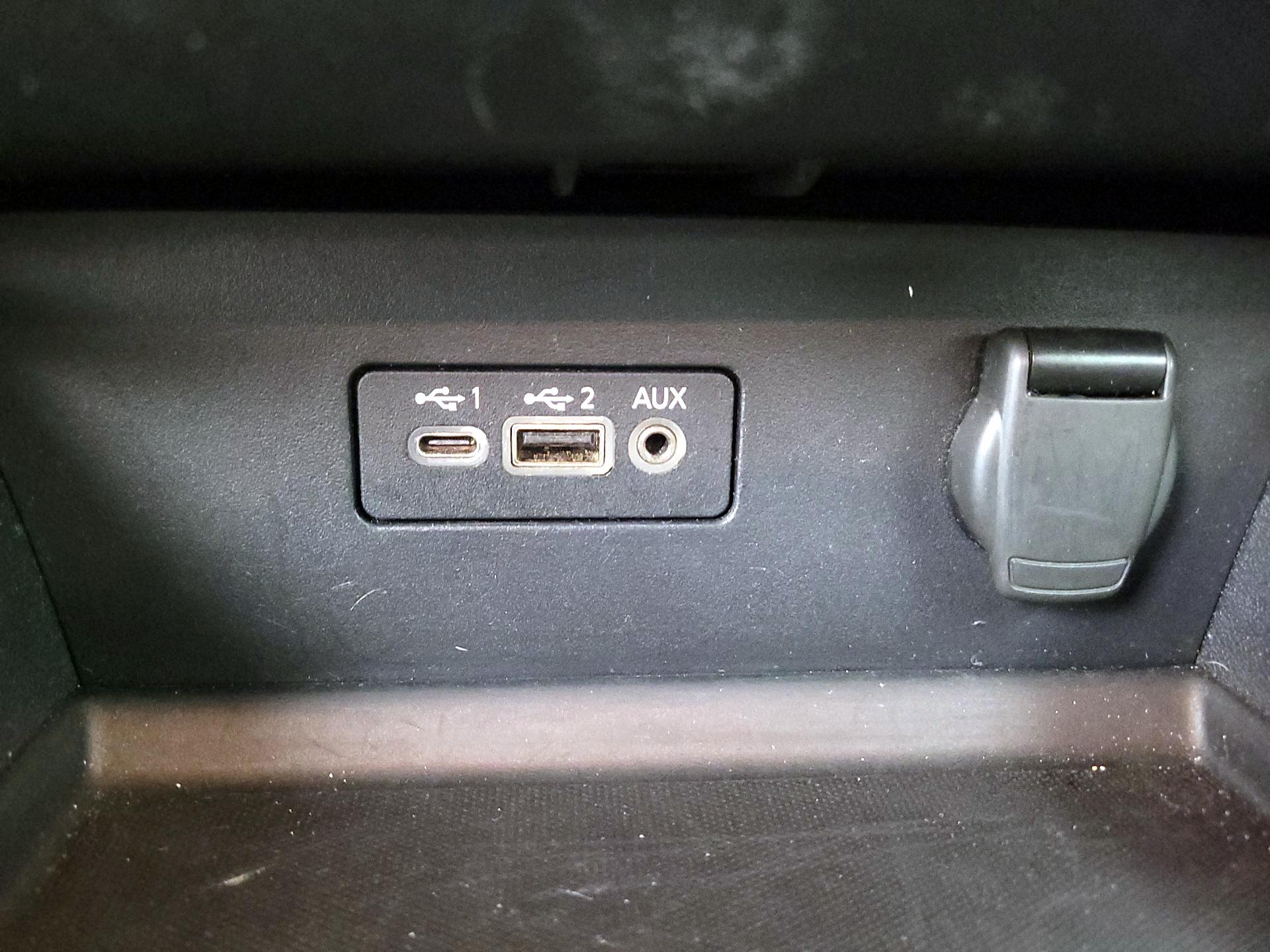 Thumbnail: 2021 Nissan Altima - 18