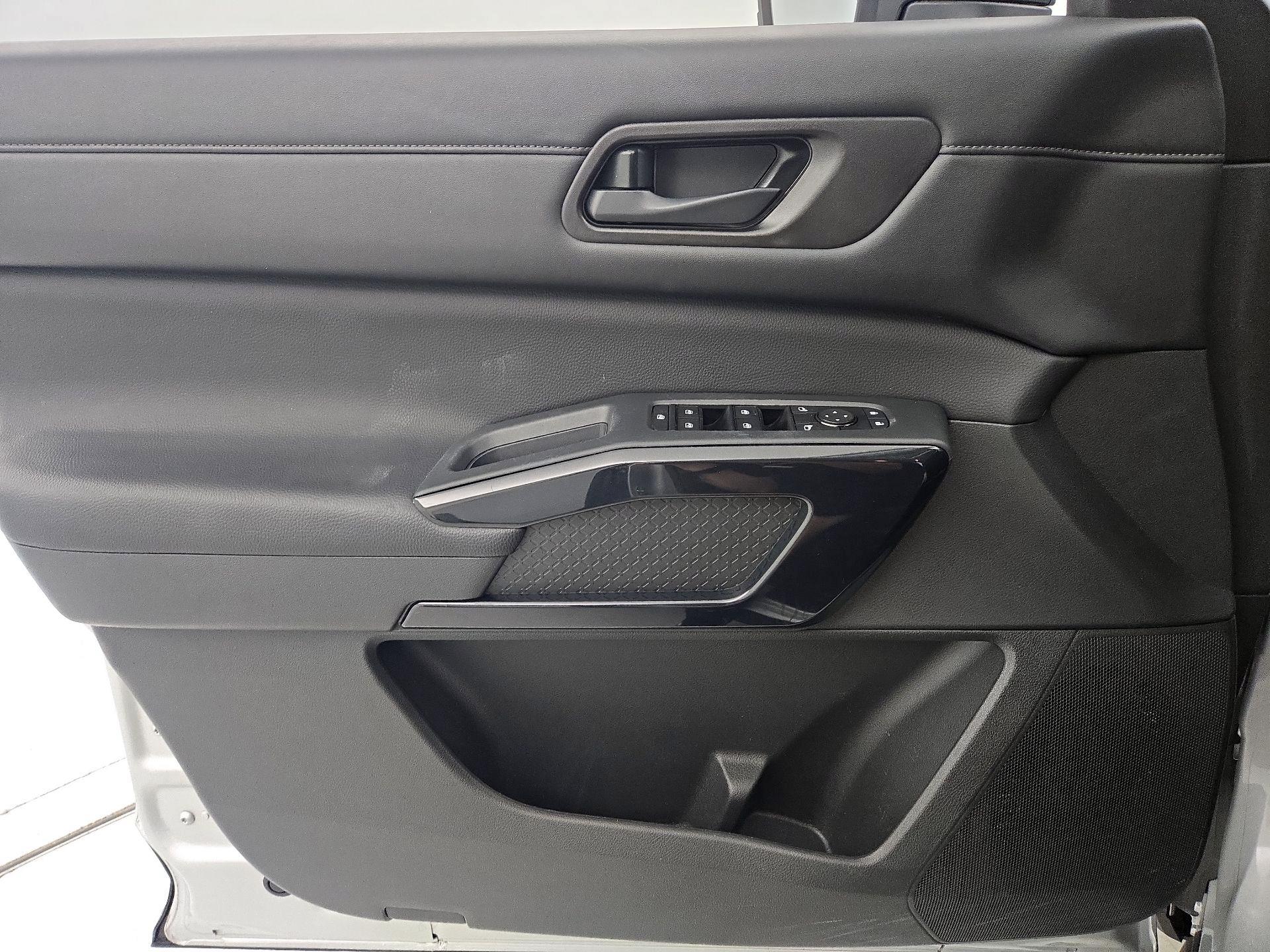 Thumbnail: 2024 Nissan Pathfinder - 12