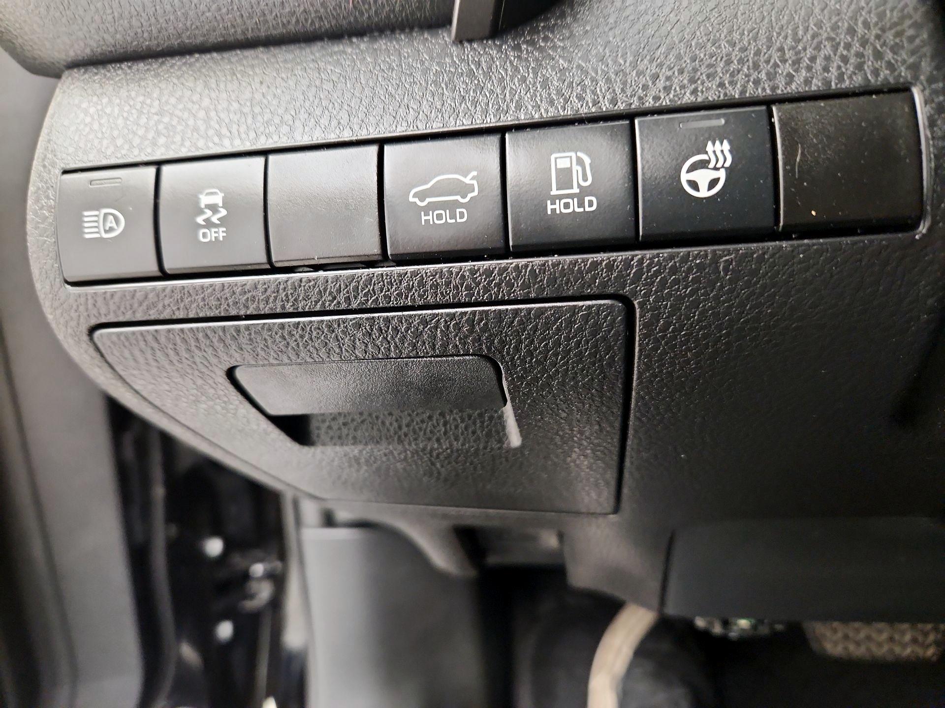 Thumbnail: 2023 Toyota Camry - 13