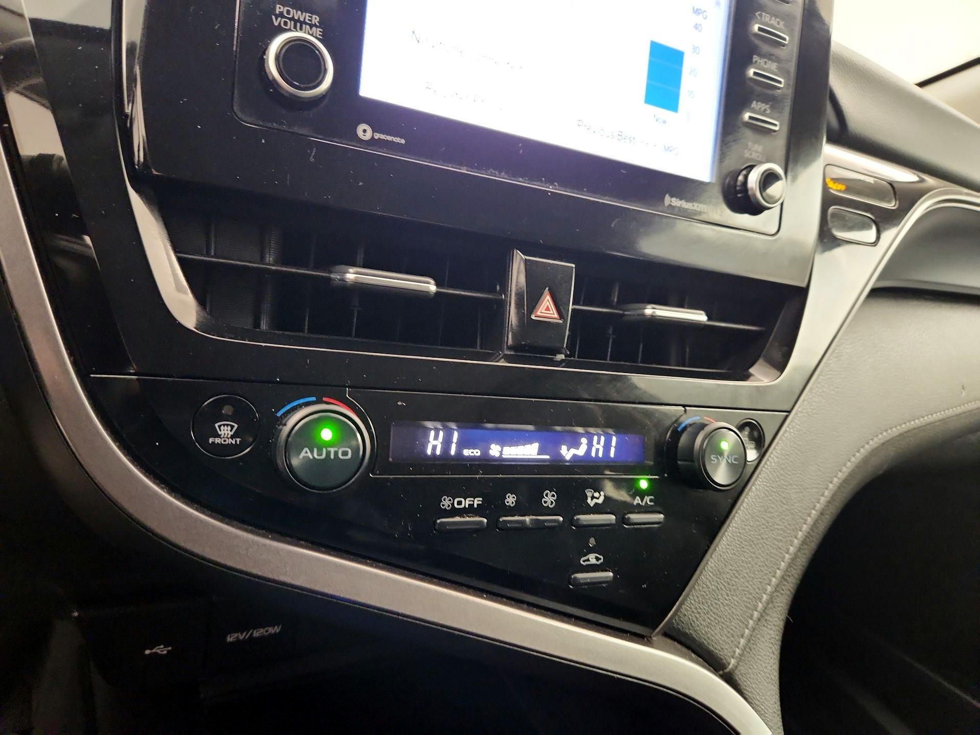 Thumbnail: 2023 Toyota Camry - 16