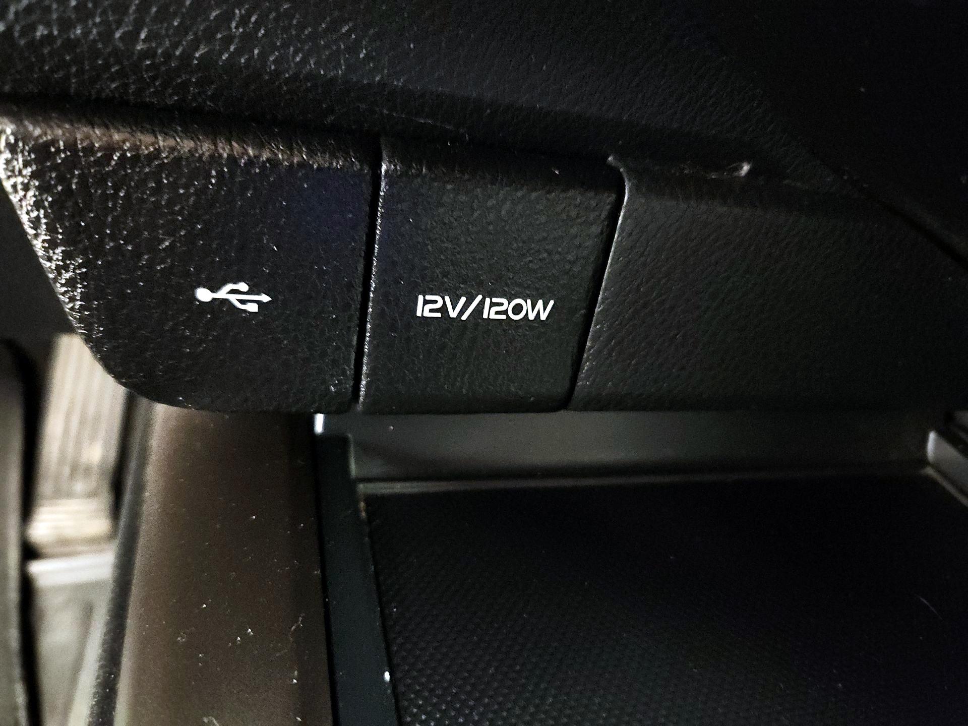 Thumbnail: 2023 Toyota Camry - 18