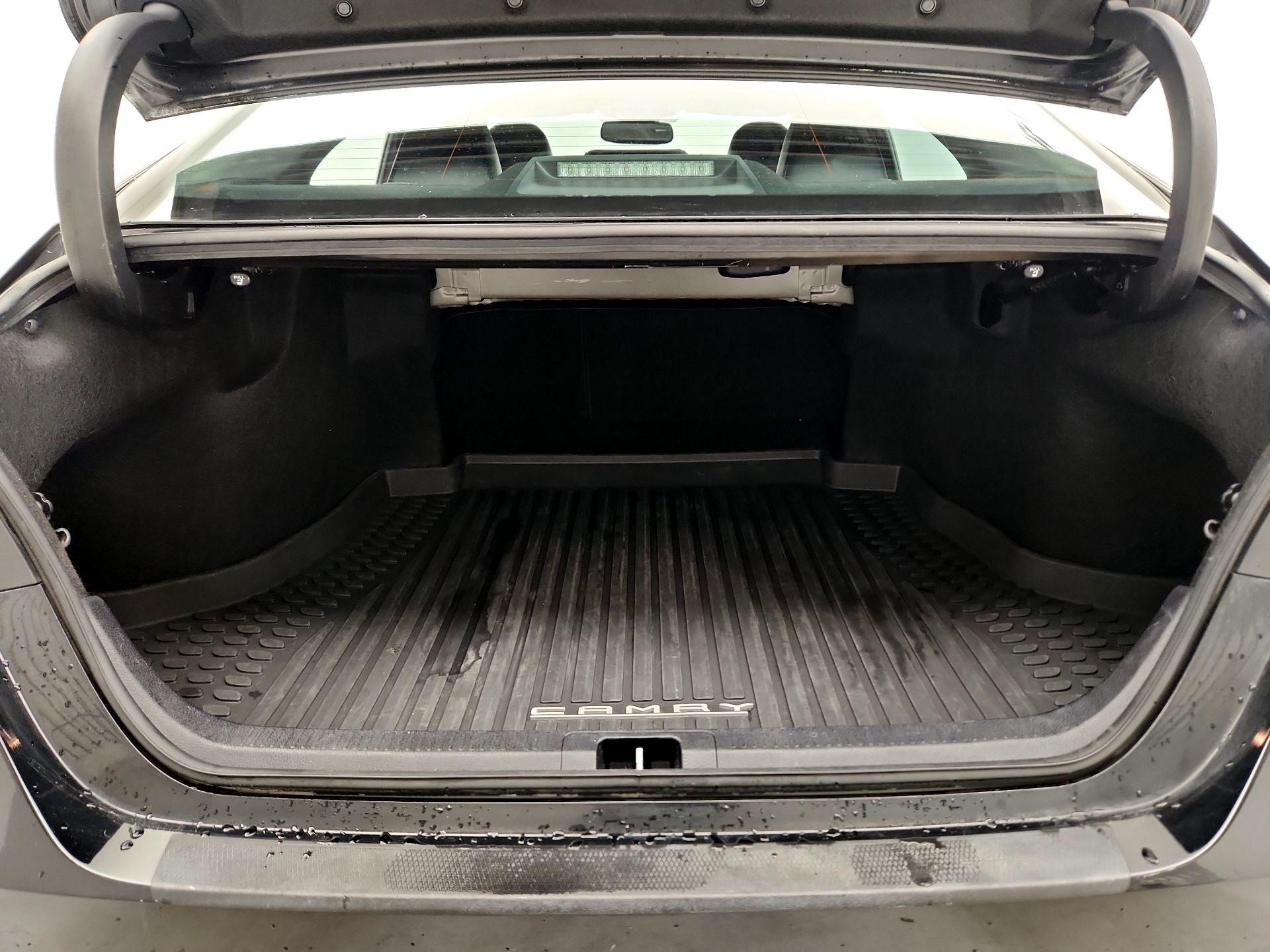 Thumbnail: 2023 Toyota Camry - 20