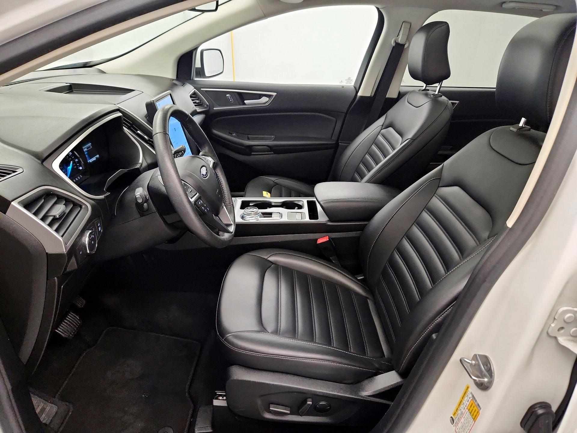 Thumbnail: 2021 Ford Edge - 11