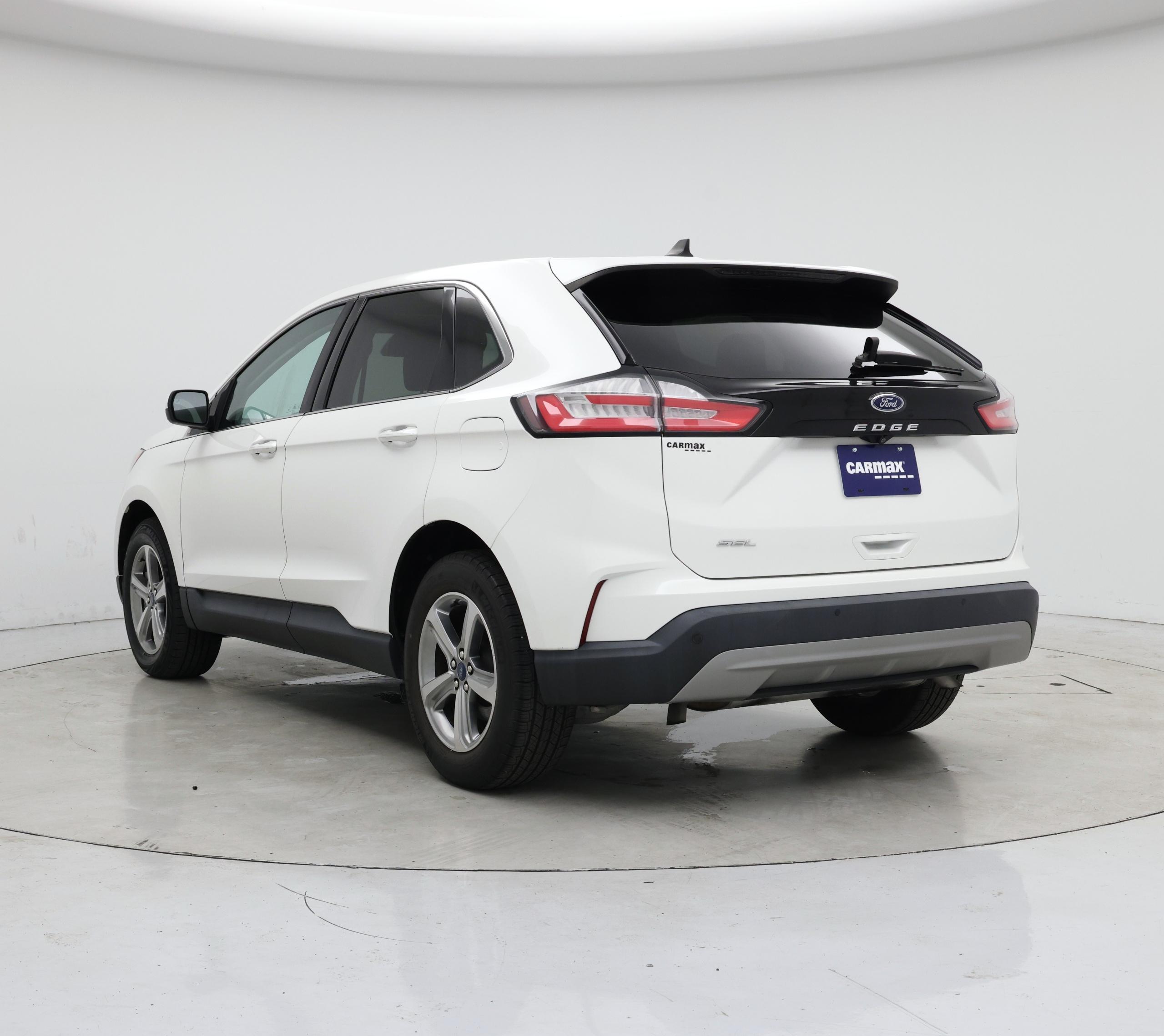 Thumbnail: 2021 Ford Edge - 2