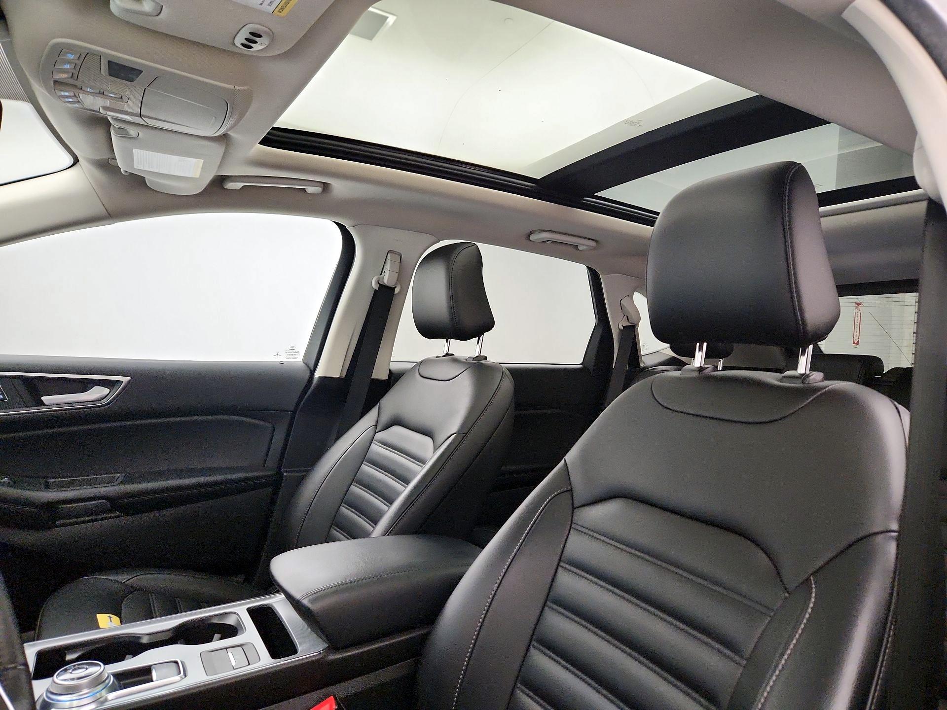 Thumbnail: 2021 Ford Edge - 20