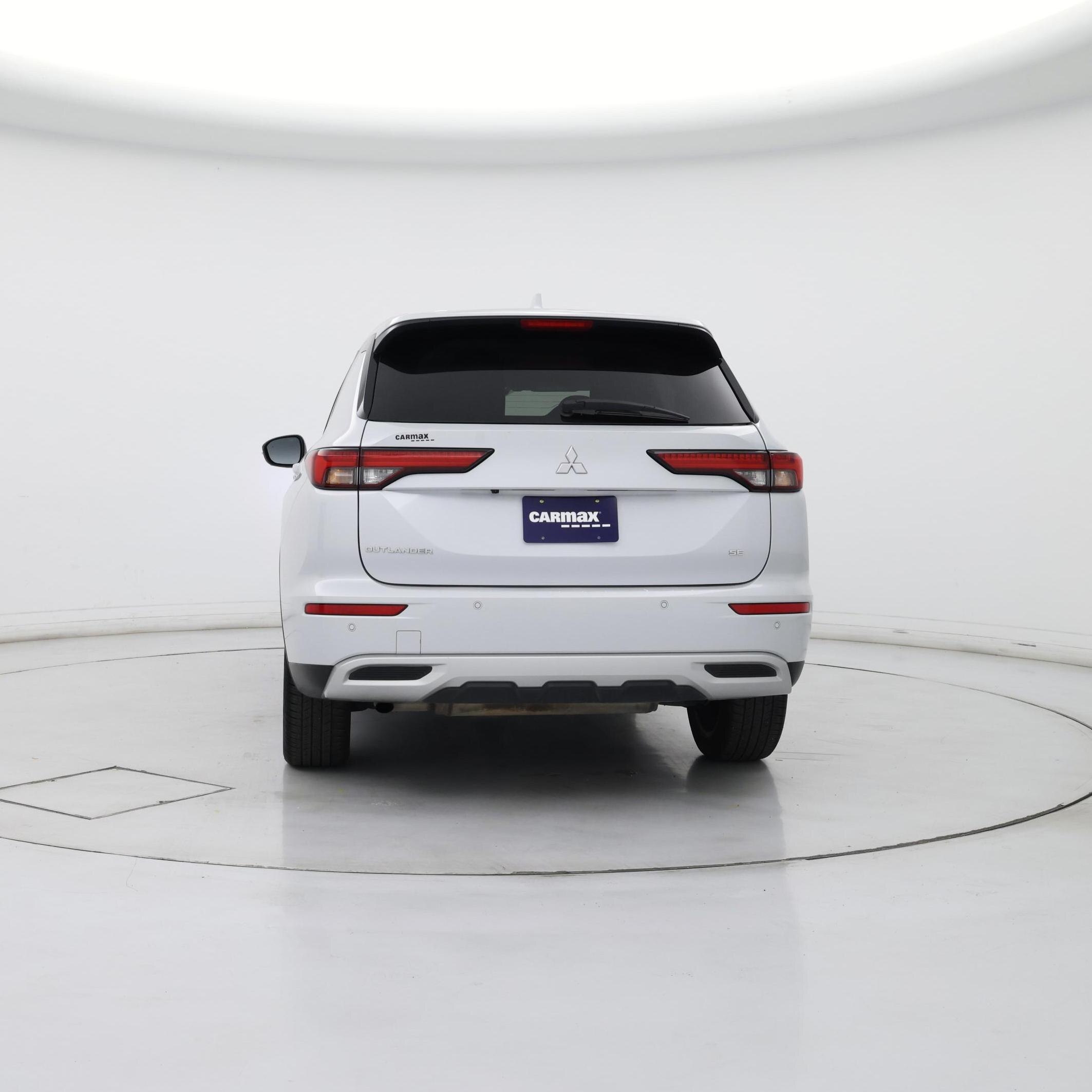 Thumbnail: 2024 Mitsubishi Outlander - 6