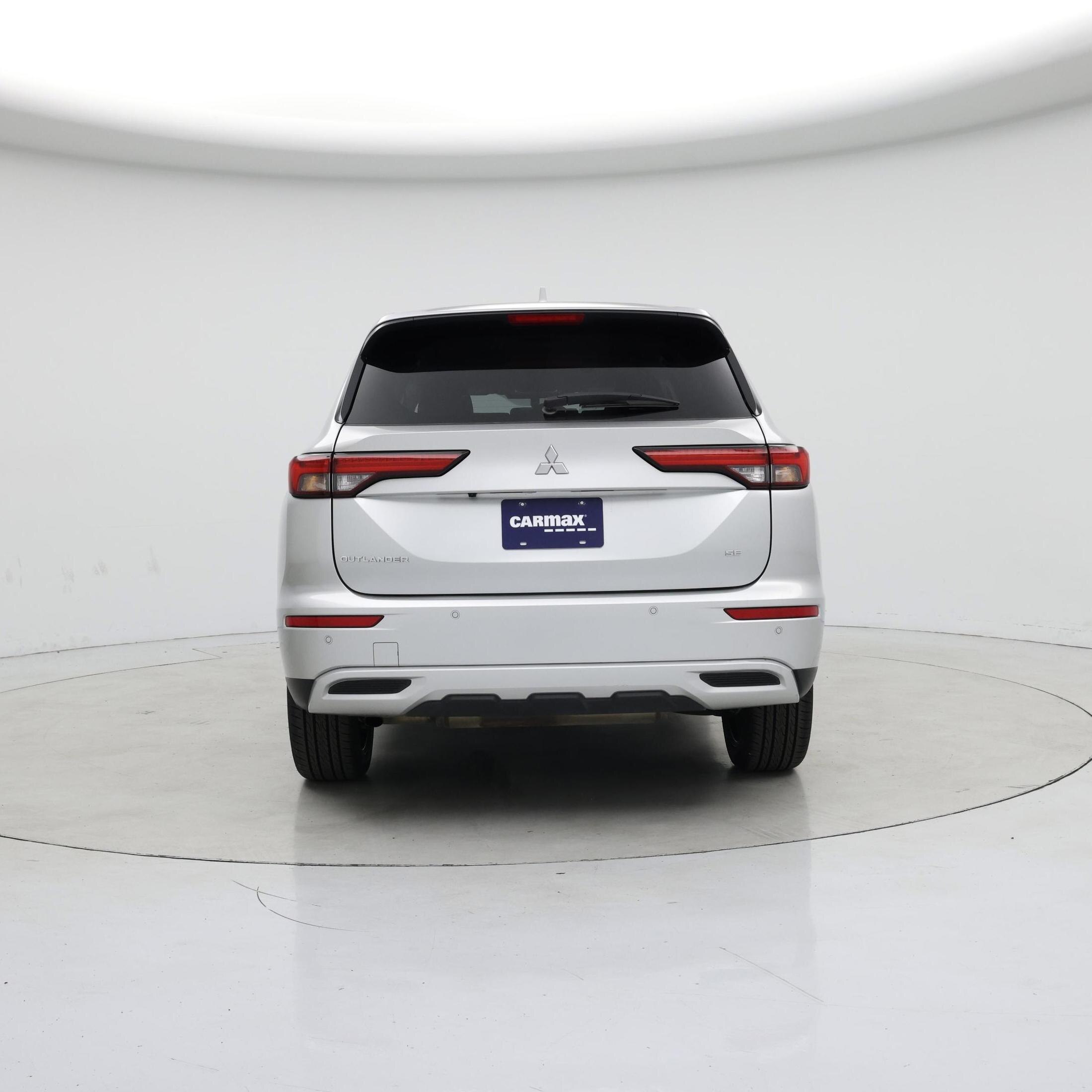 Thumbnail: 2024 Mitsubishi Outlander - 6