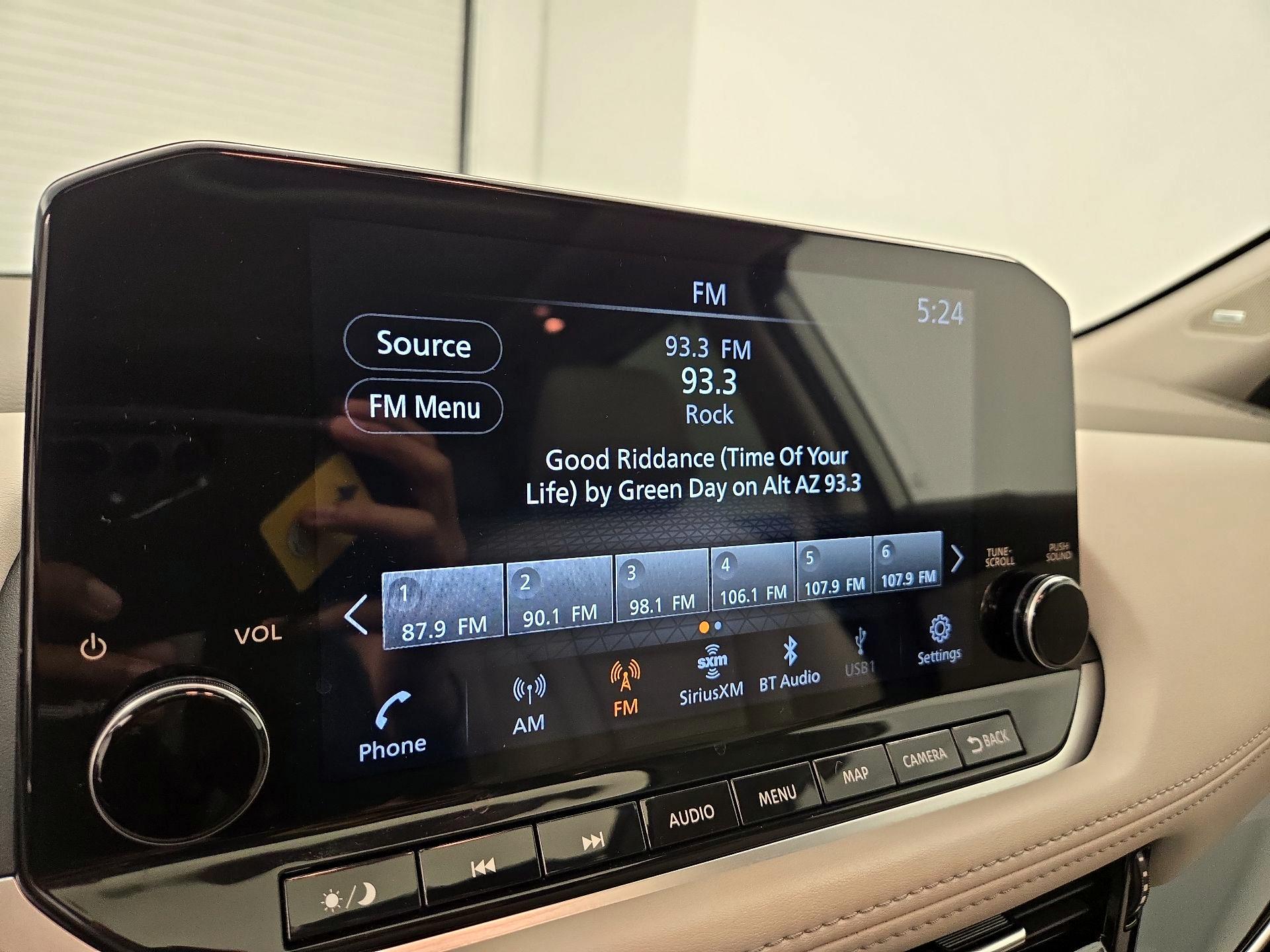 Thumbnail: 2023 Nissan Rogue - 16