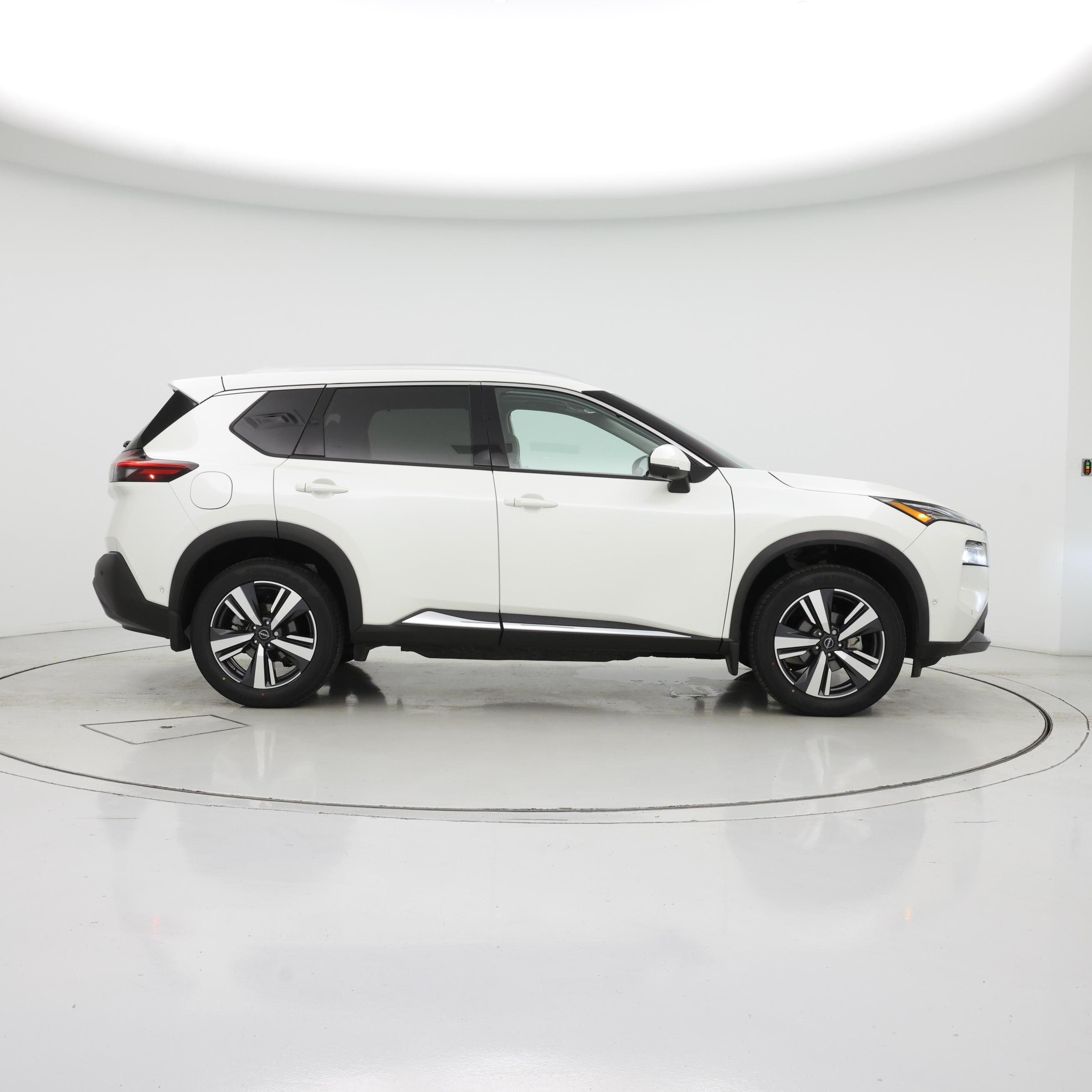 Thumbnail: 2023 Nissan Rogue - 7