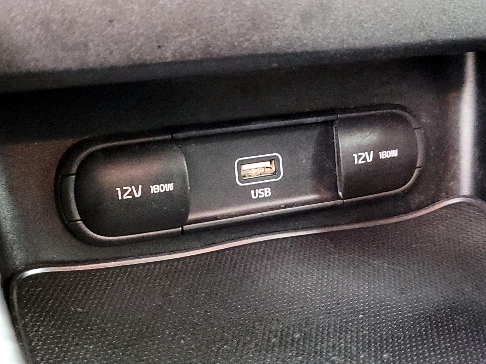 Thumbnail: 2023 Kia Forte - 18