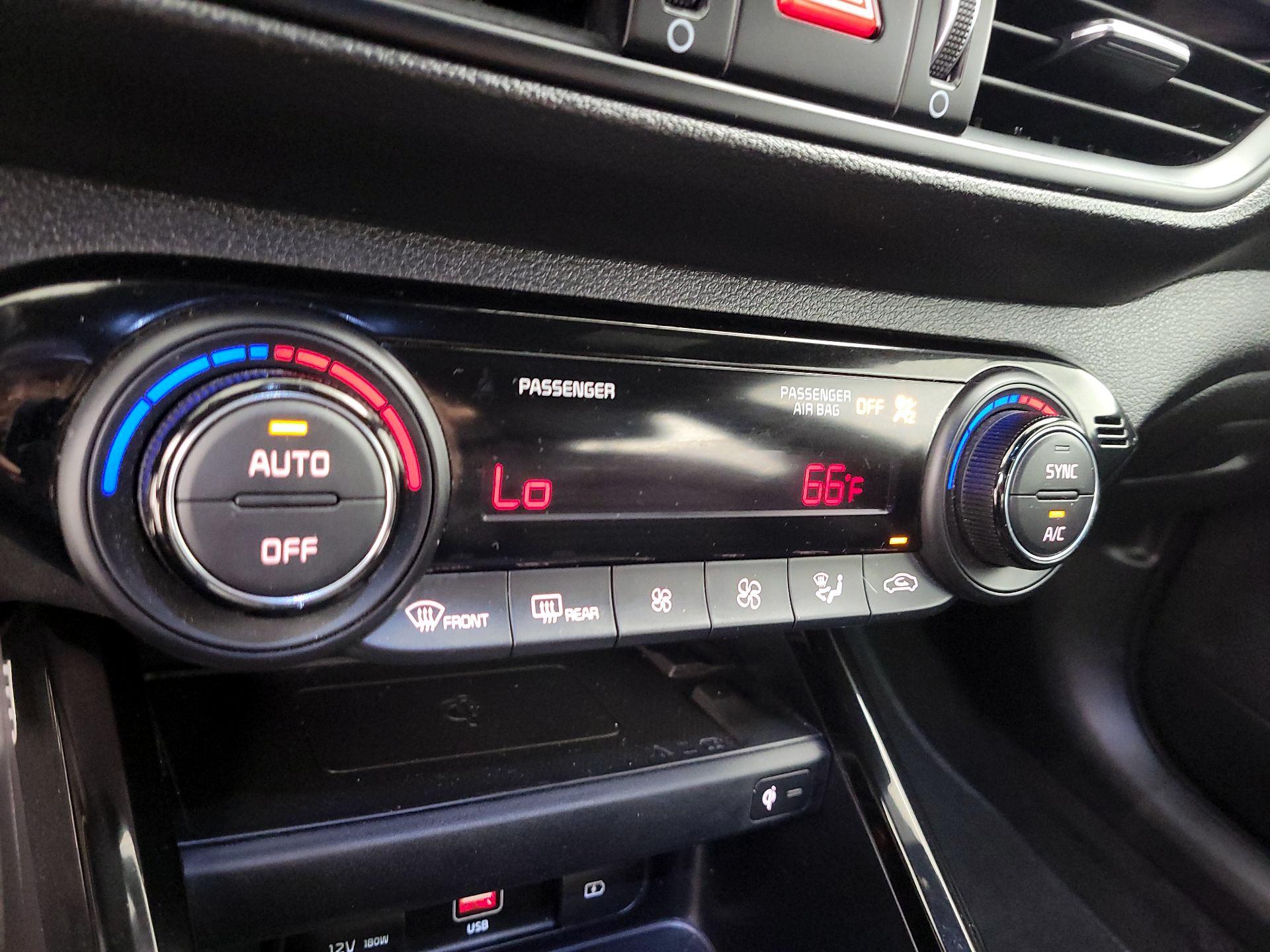 Thumbnail: 2023 Kia Forte - 17