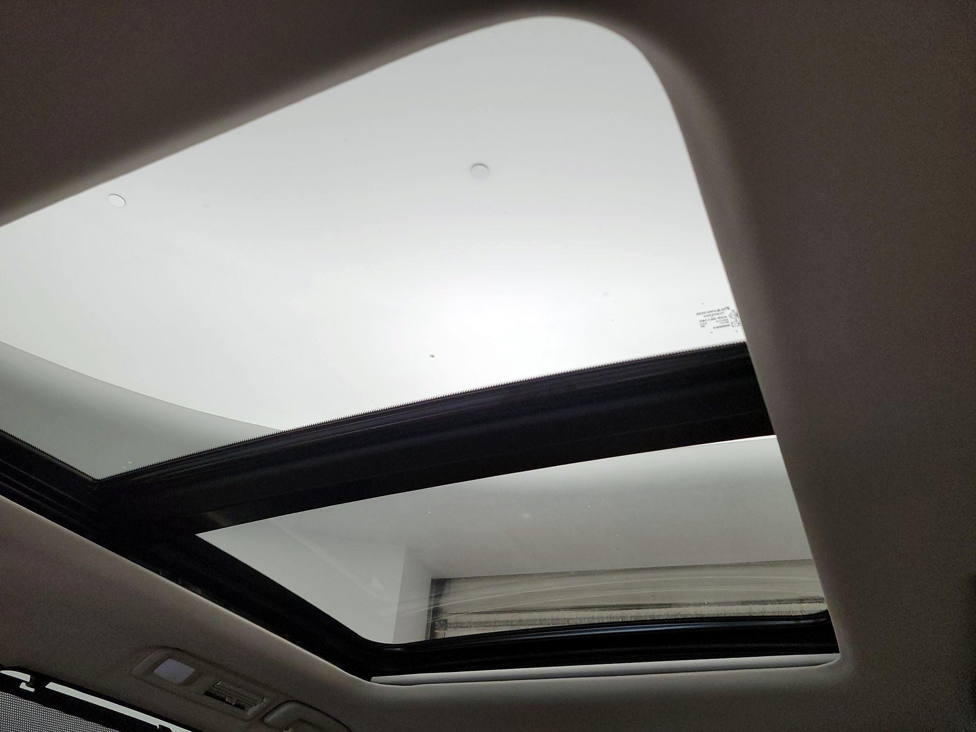 Thumbnail: 2022 INFINITI QX60 - 20