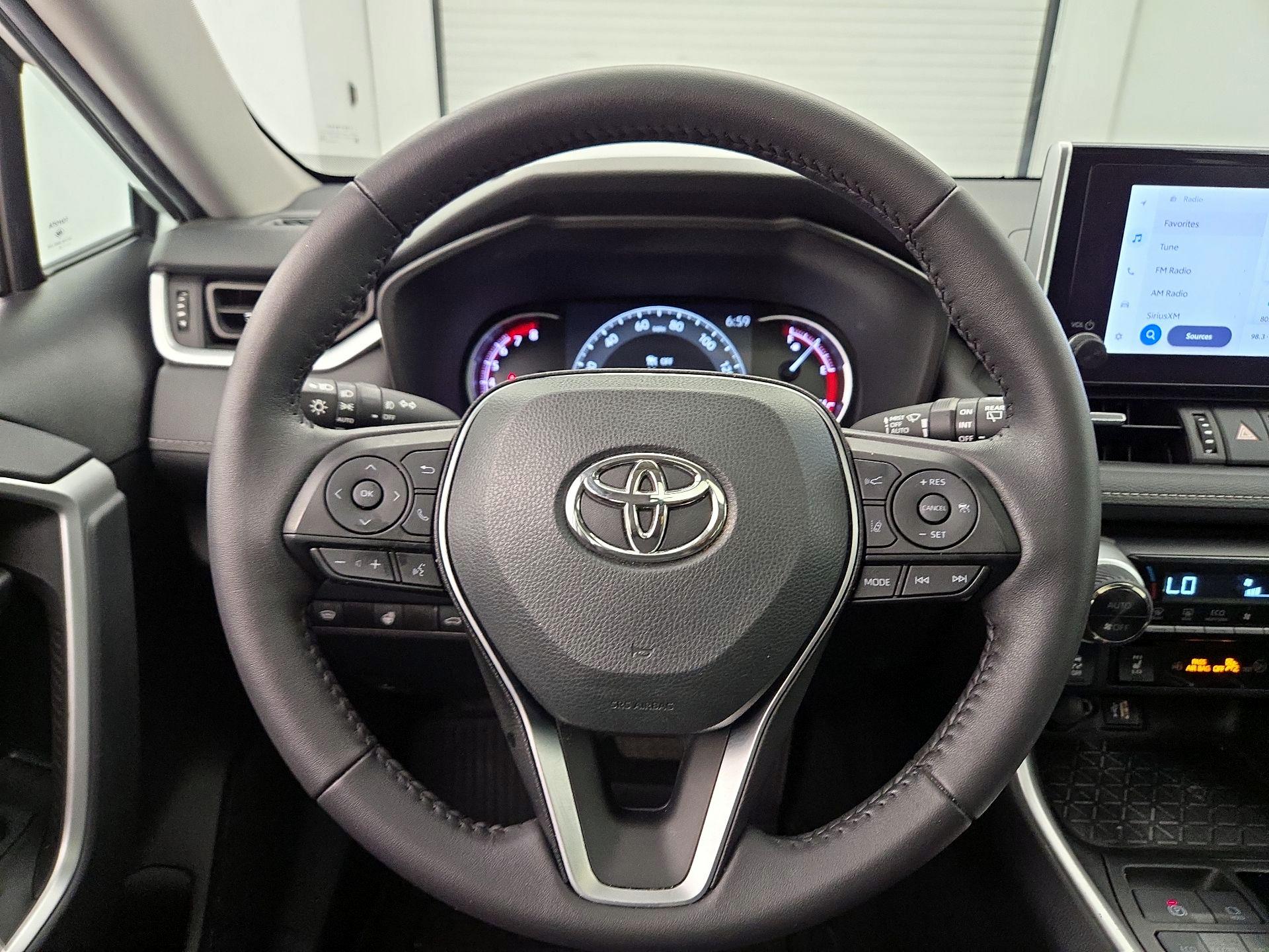 Thumbnail: 2024 Toyota RAV4 - 10