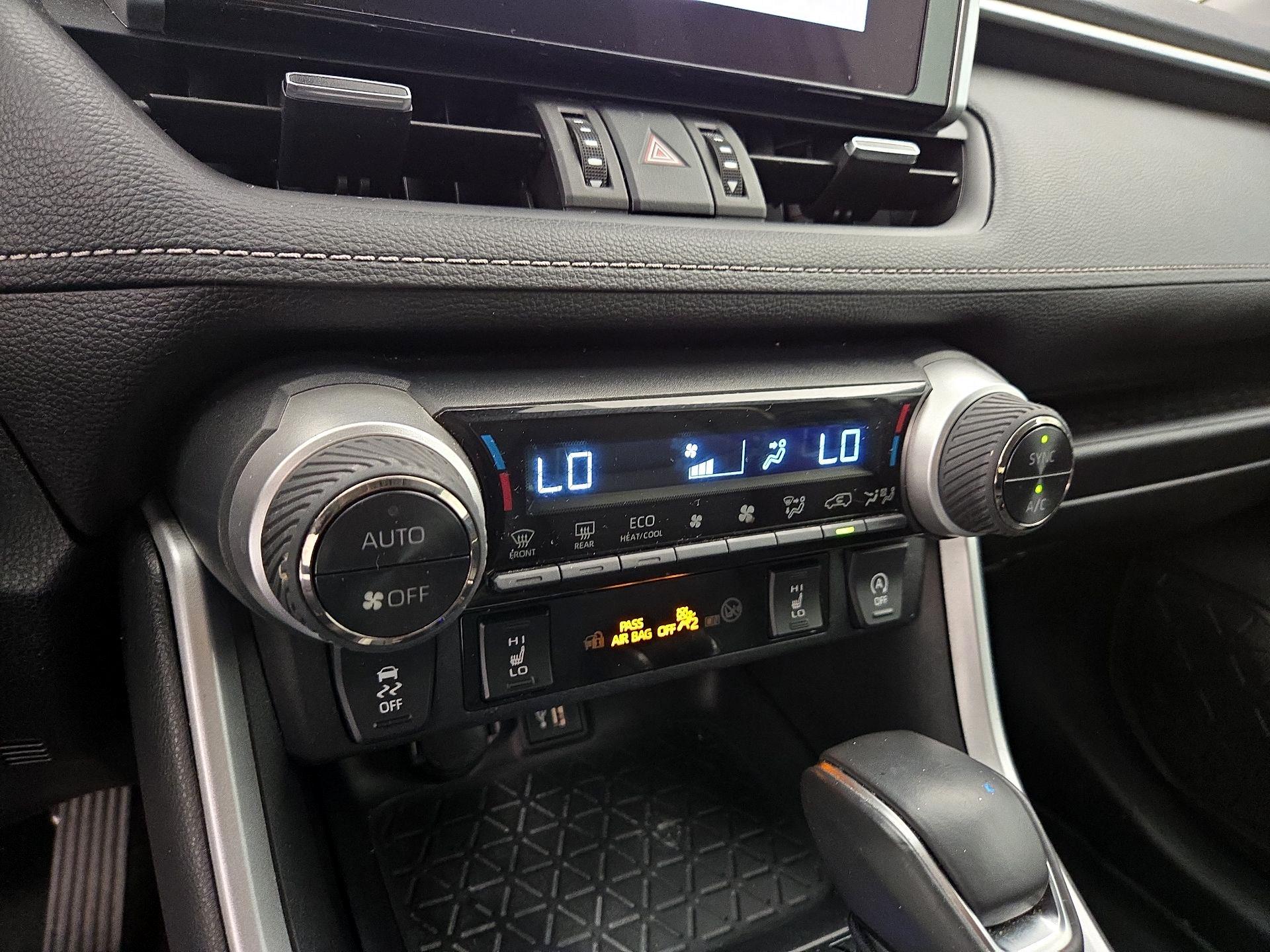 Thumbnail: 2024 Toyota RAV4 - 16