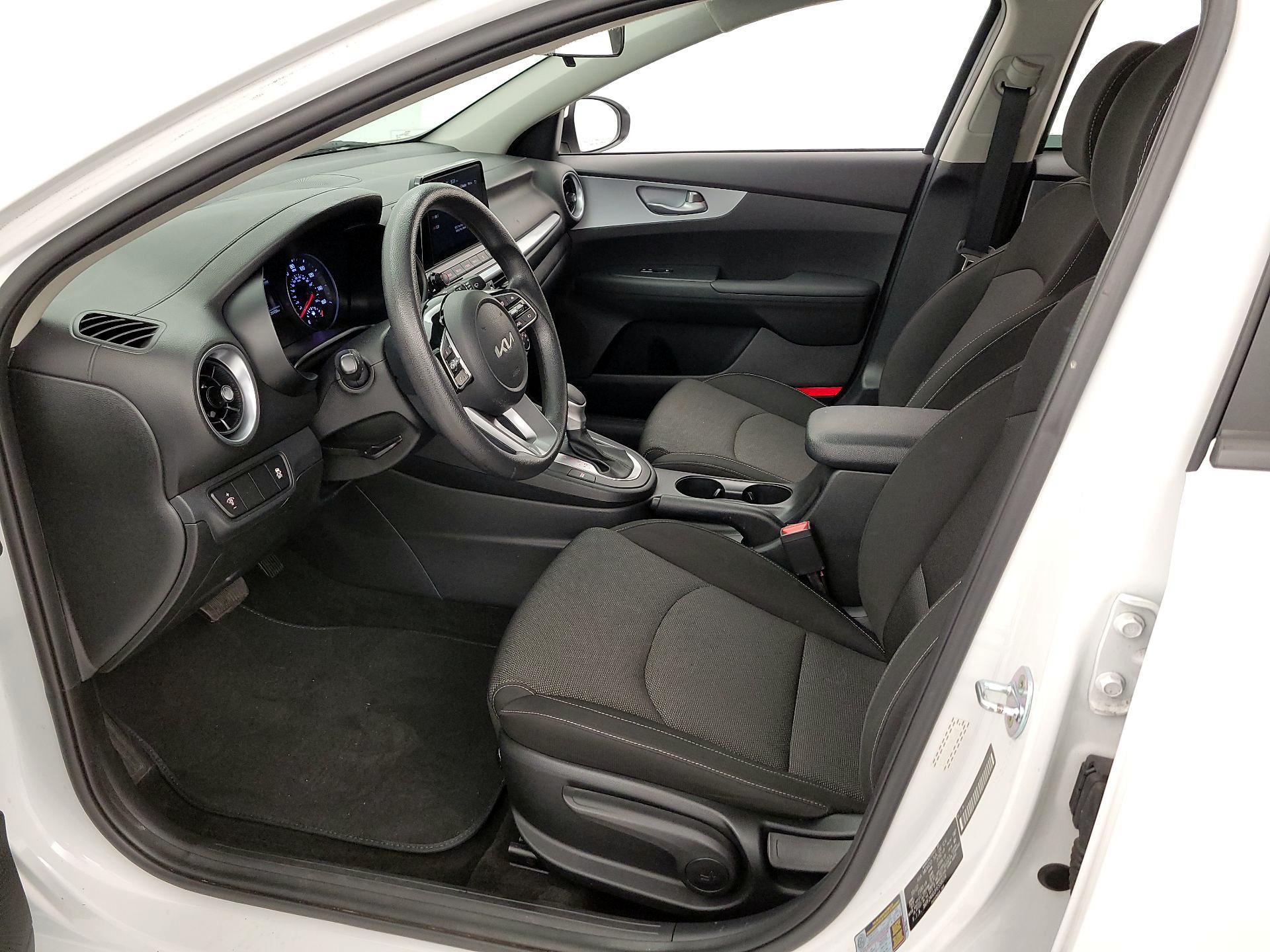 Thumbnail: 2023 Kia Forte - 11