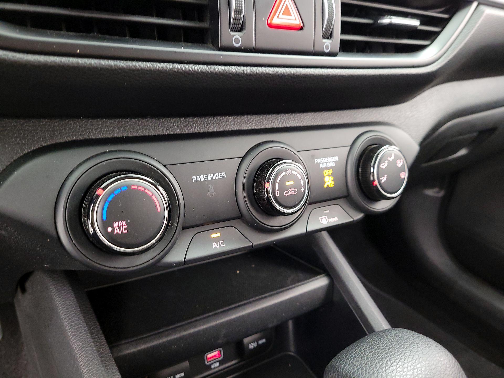 Thumbnail: 2023 Kia Forte - 16