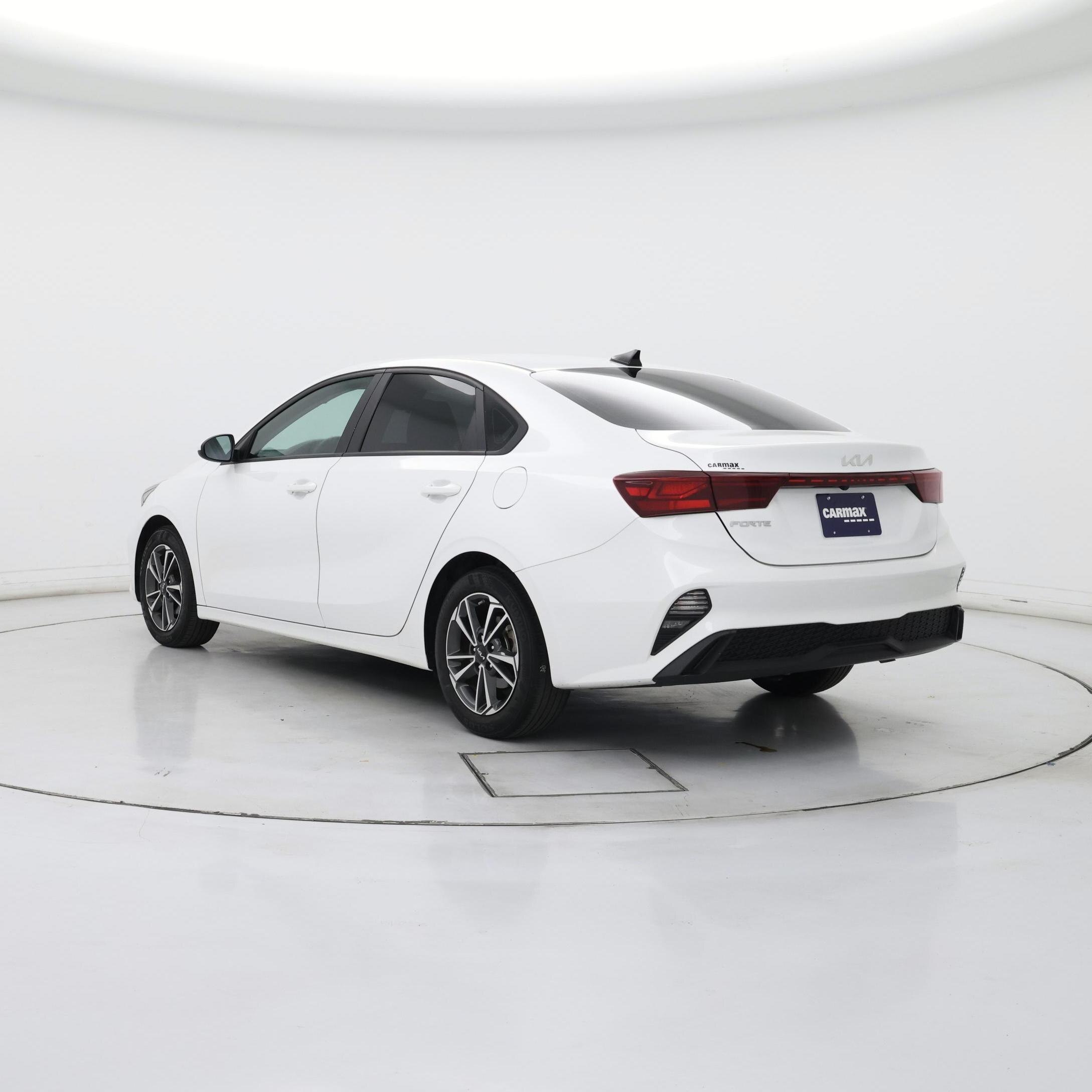 Thumbnail: 2023 Kia Forte - 2