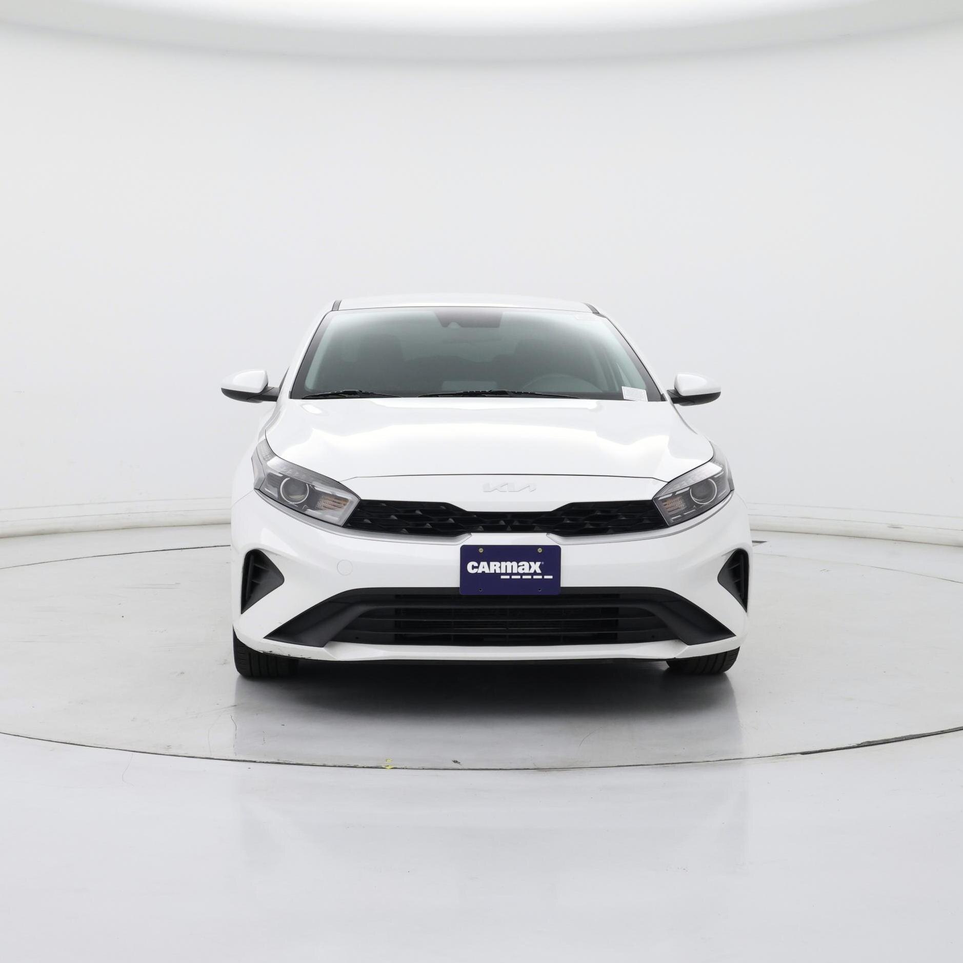 Thumbnail: 2023 Kia Forte - 5