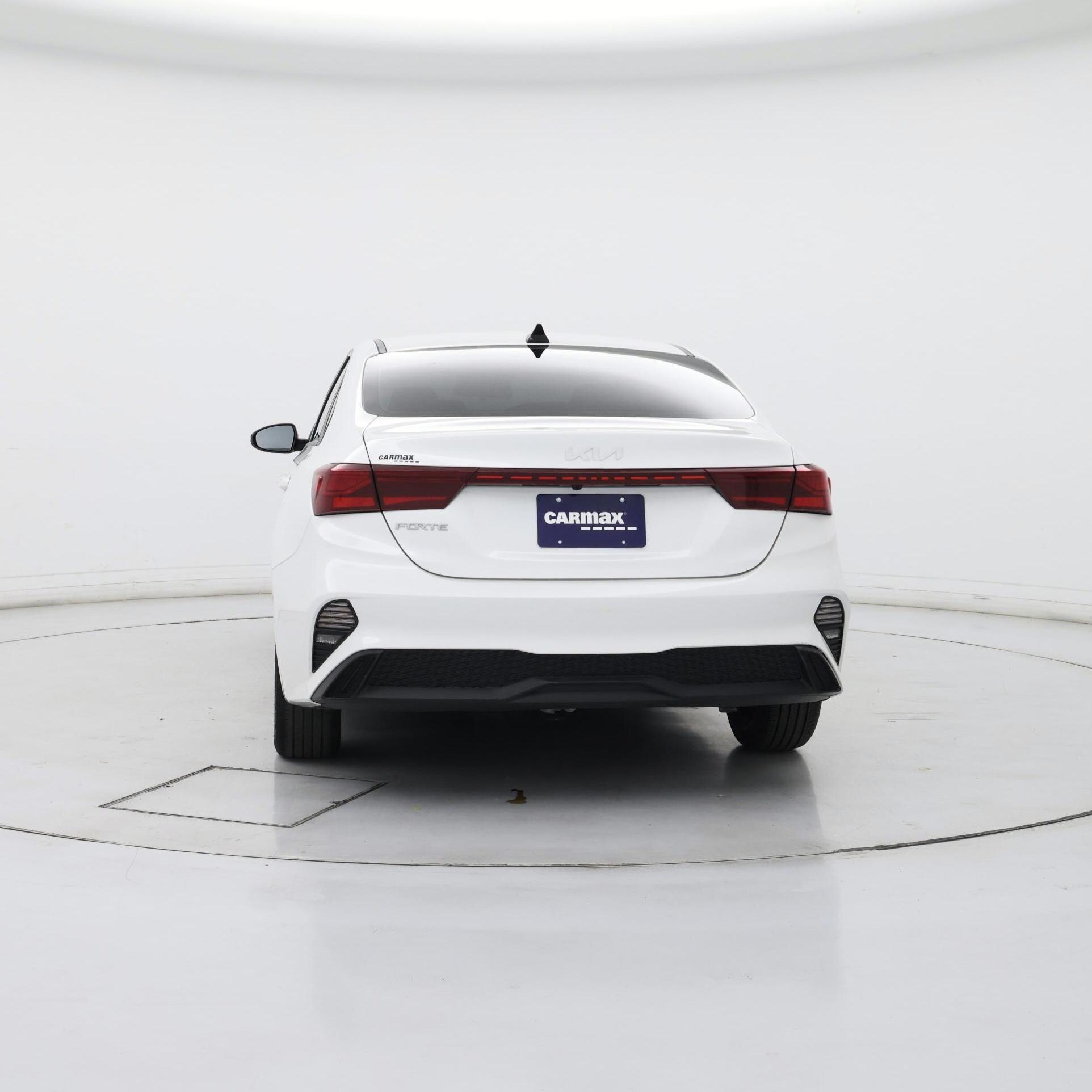 Thumbnail: 2023 Kia Forte - 6