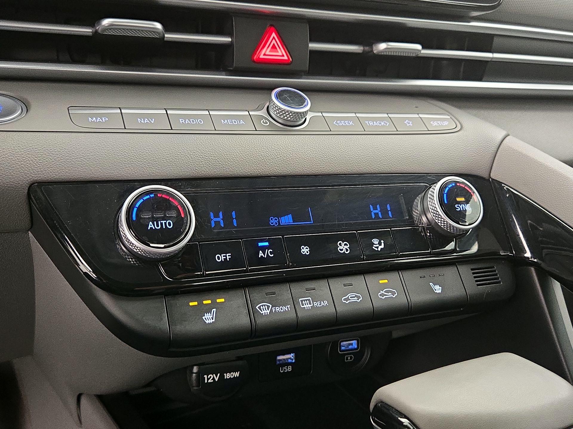 Thumbnail: 2023 Hyundai Elantra - 17