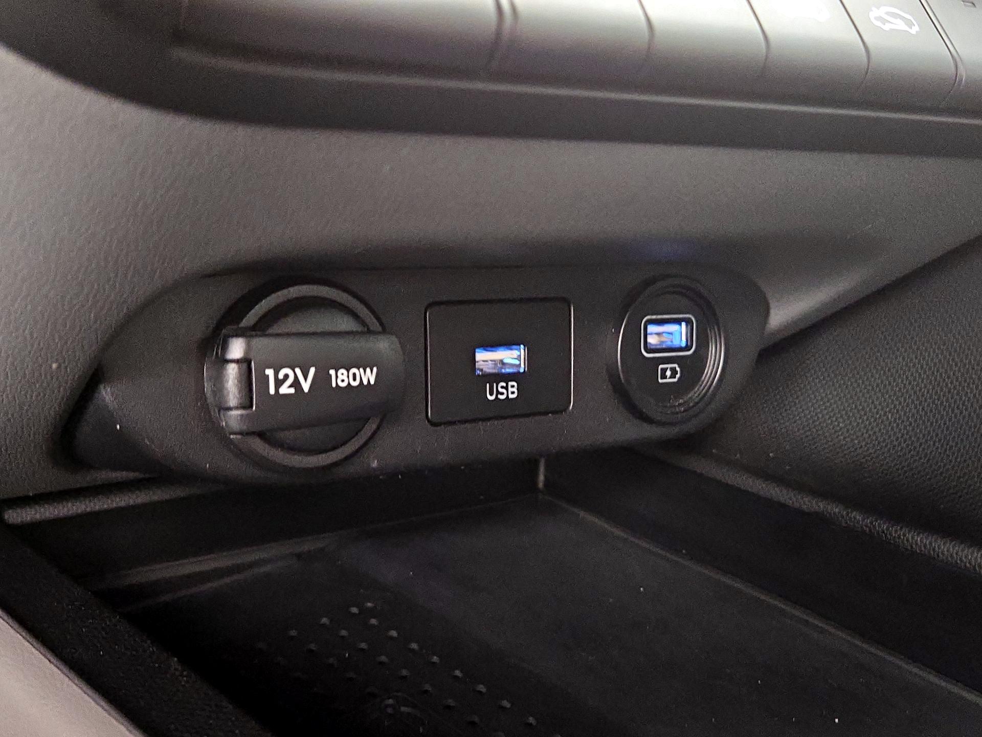 Thumbnail: 2023 Hyundai Elantra - 19