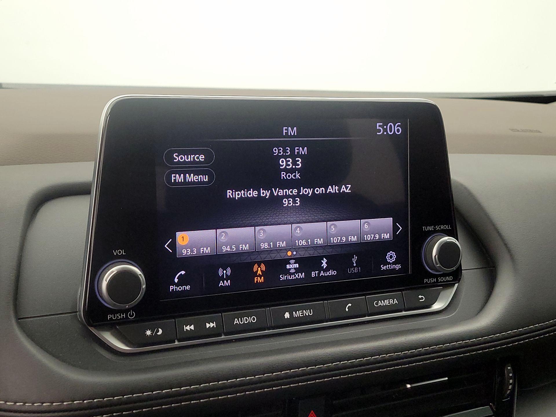 Thumbnail: 2023 Nissan Rogue - 15